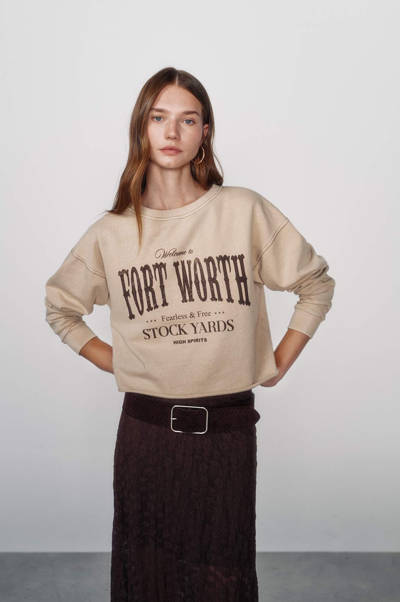 High Spirits Sudadera corta