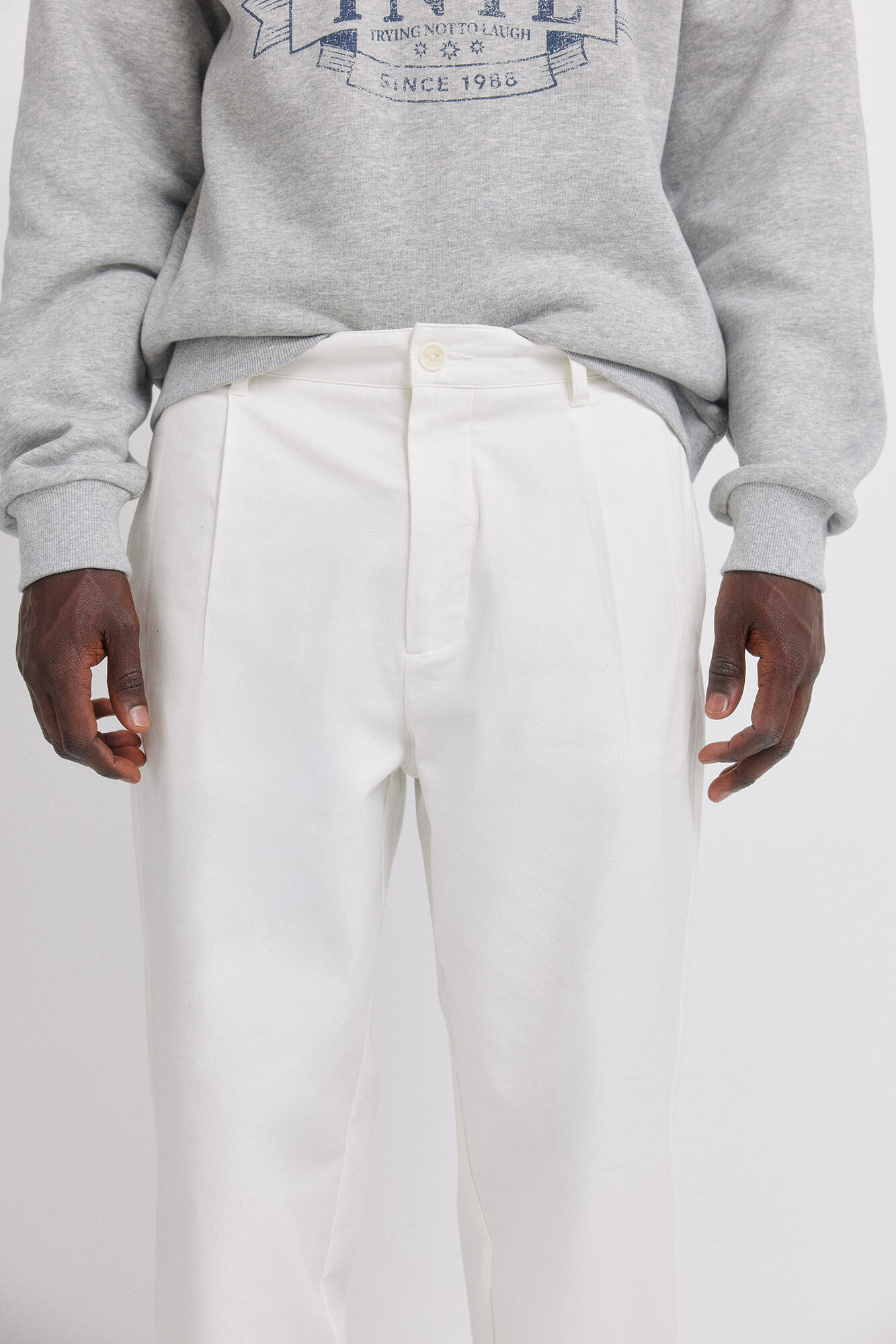 Springfield Pantal&oacute;n recto relaxed fit marfil