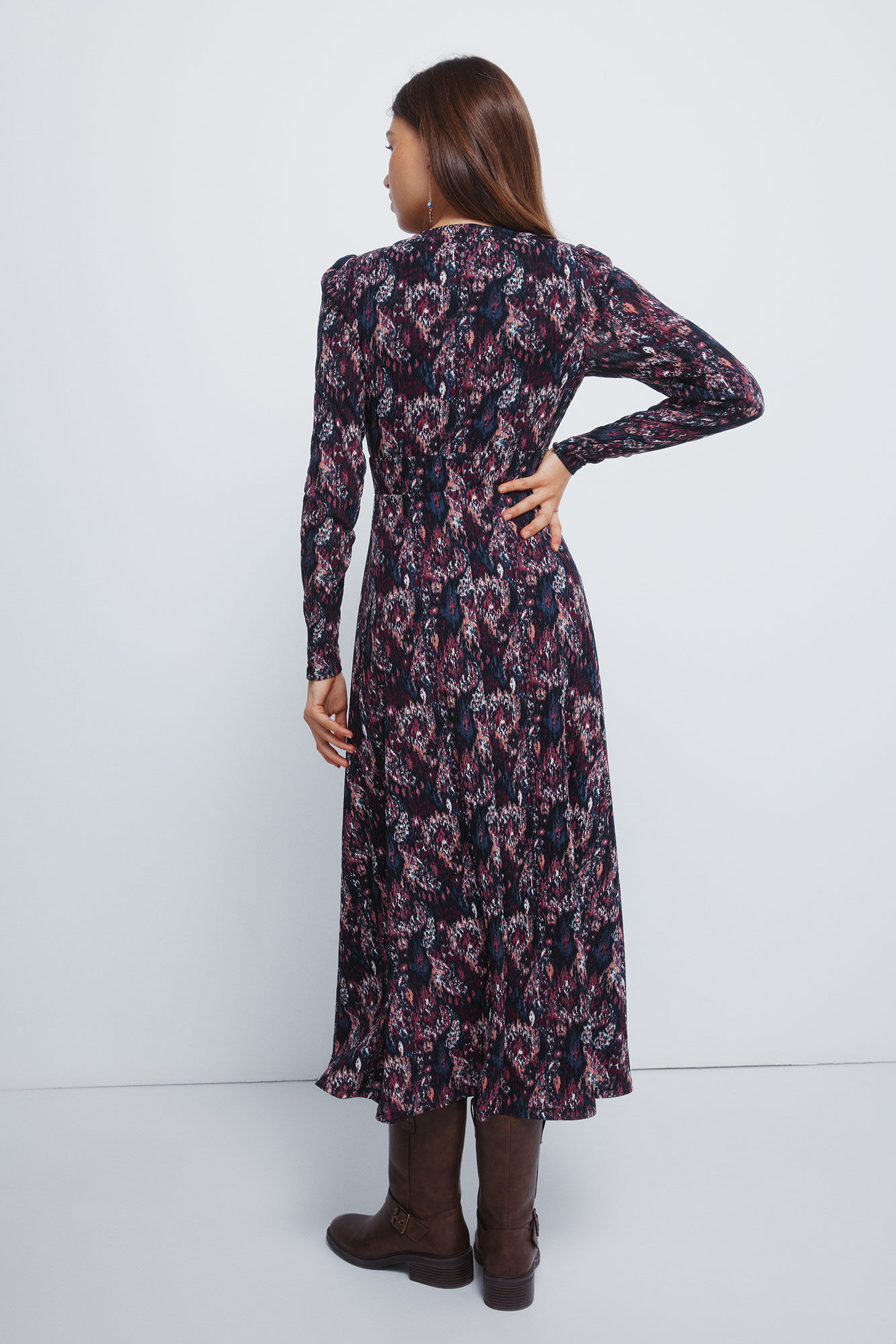 Springfield Vestido midi con escote escote y estampado p&uacute;rpura