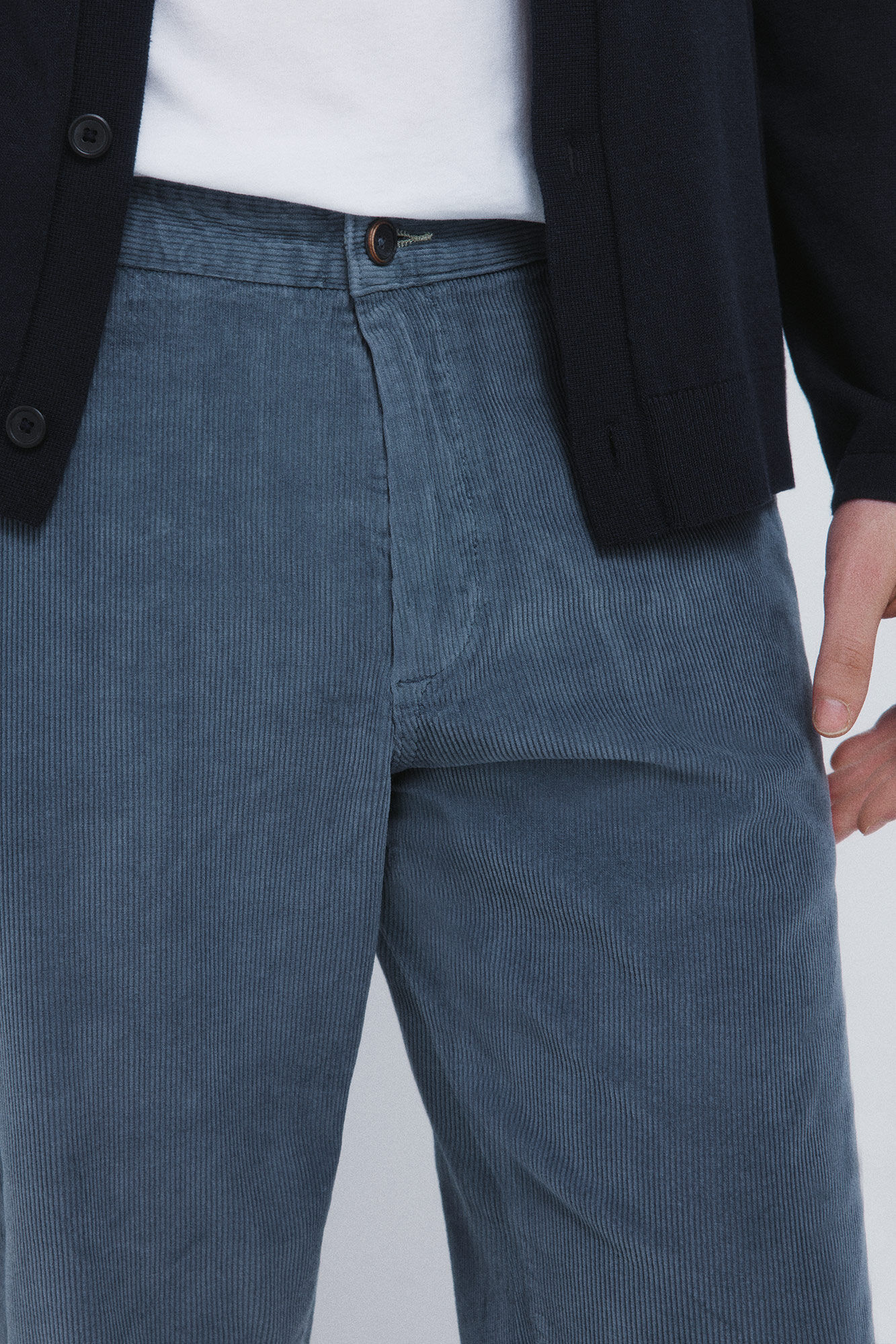 Springfield Pana chinos de pana lavada, c&oacute;modos y de corte entallado azul tinta