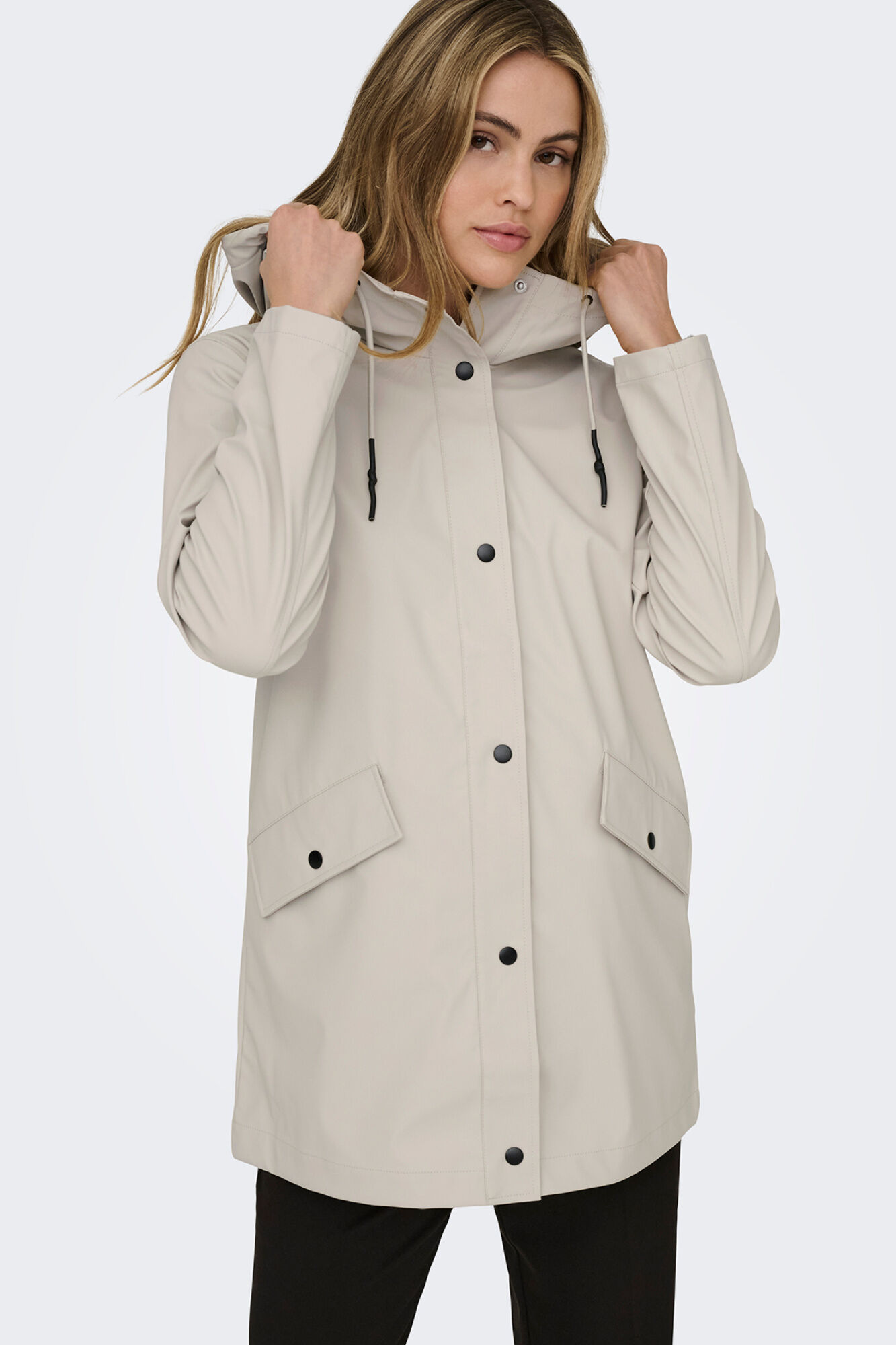 Only Impermeable con capucha gris