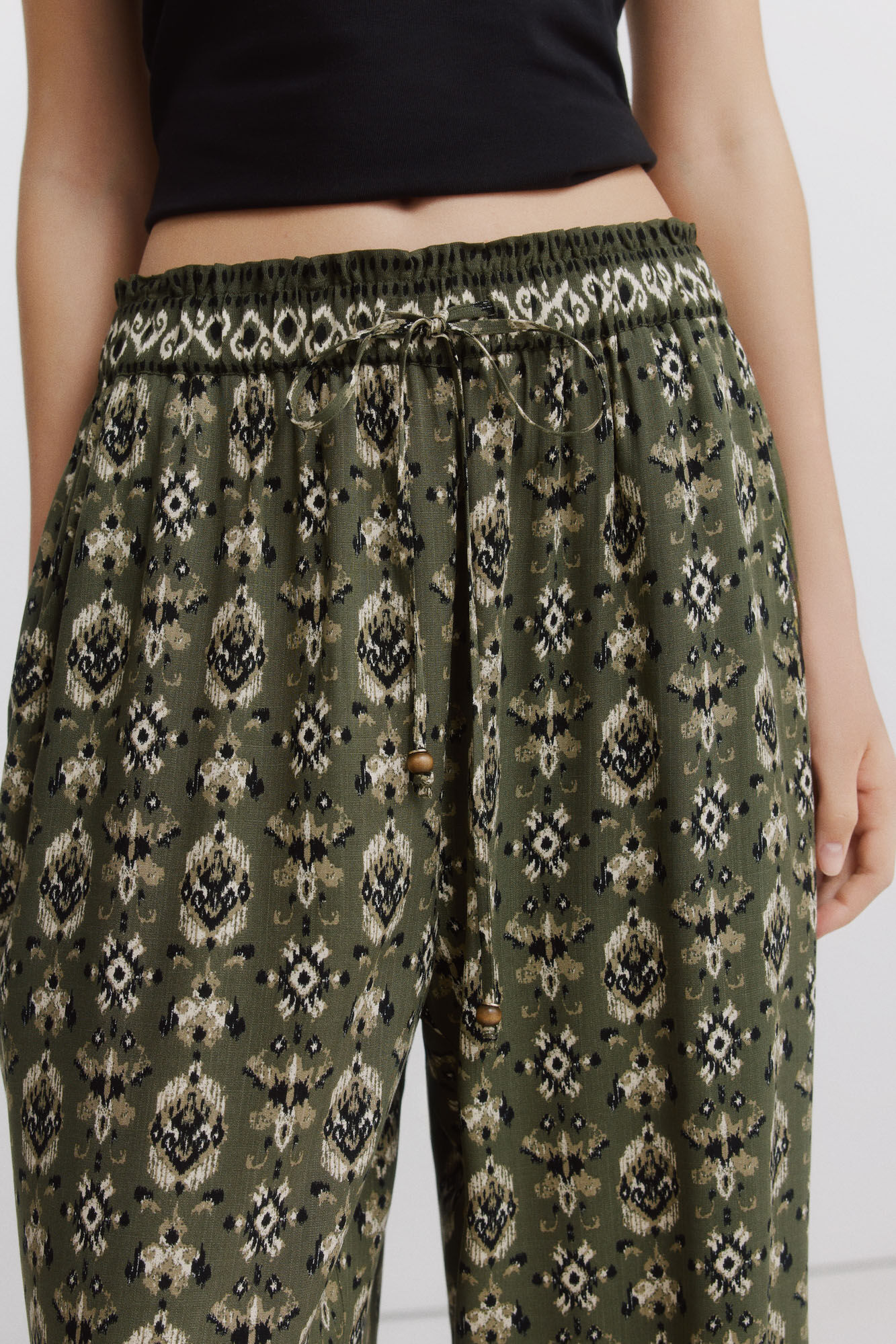 Springfield Pantal&oacute;n estampado r&uacute;stico con cord&oacute;n kaki