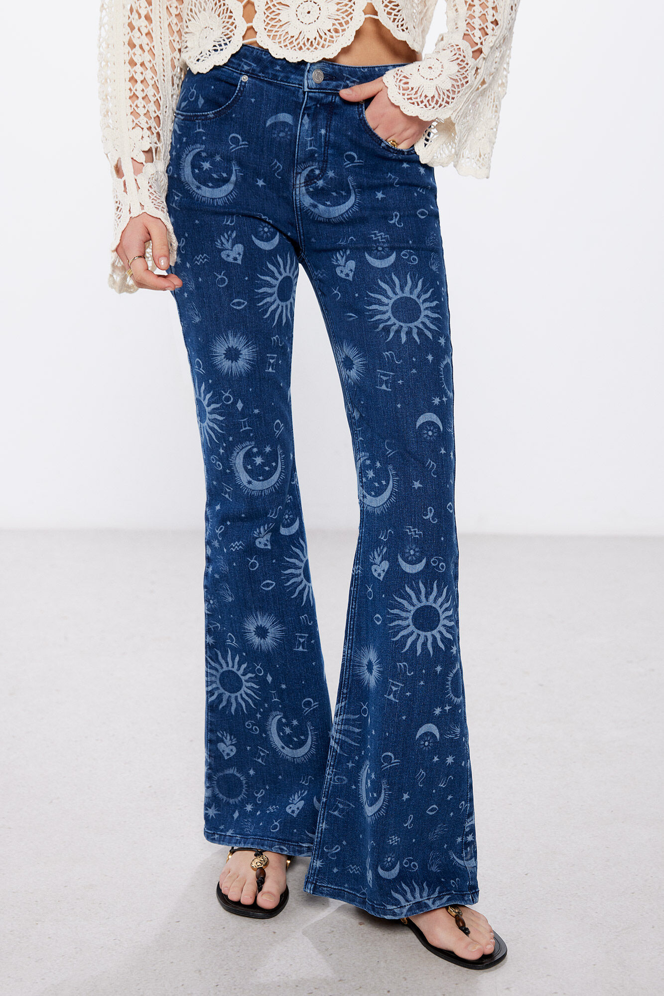 Jeans Flare Misty Pantalones de mujer Springfield MX