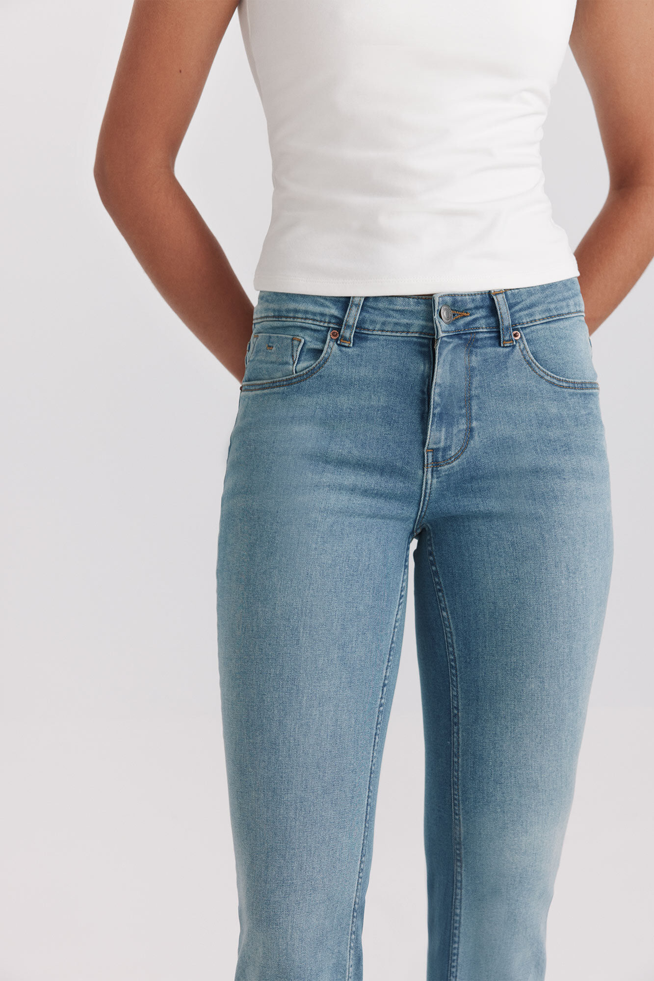 Springfield Jeans bootcut flare de tiro bajo azul tinta