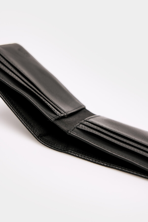 Springfield Cartera básica efecto piel con micro perforado negro