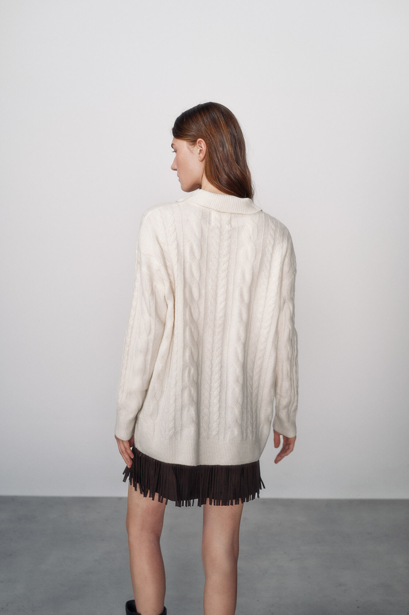 High Spirits Su&eacute;ter Trek beige