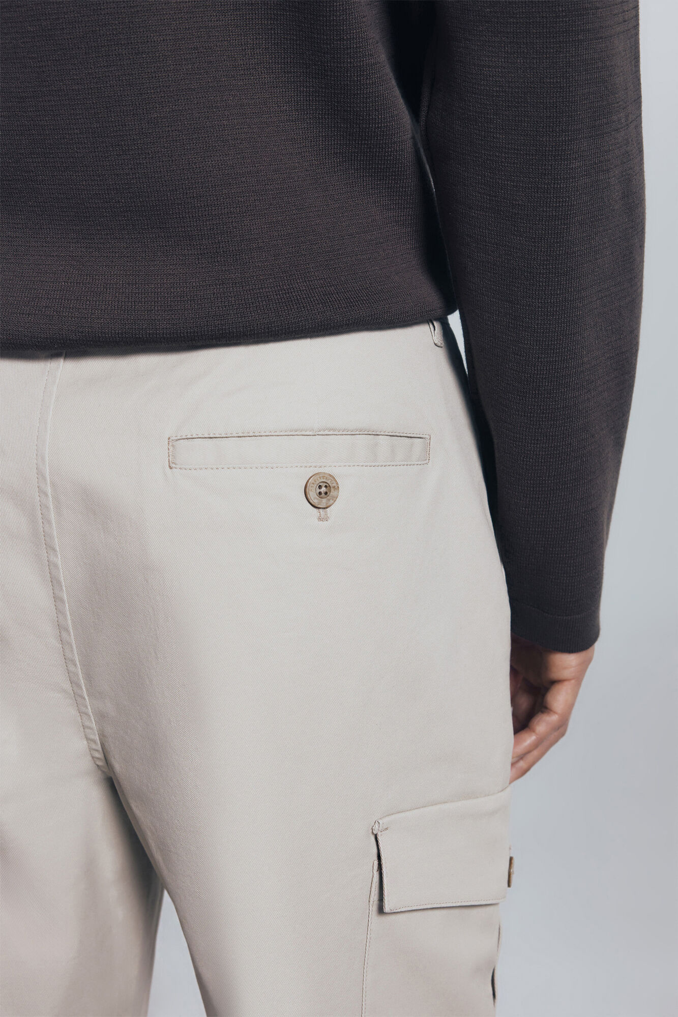 Springfield Pantal&oacute;n cargo de corte entallado caf&eacute;