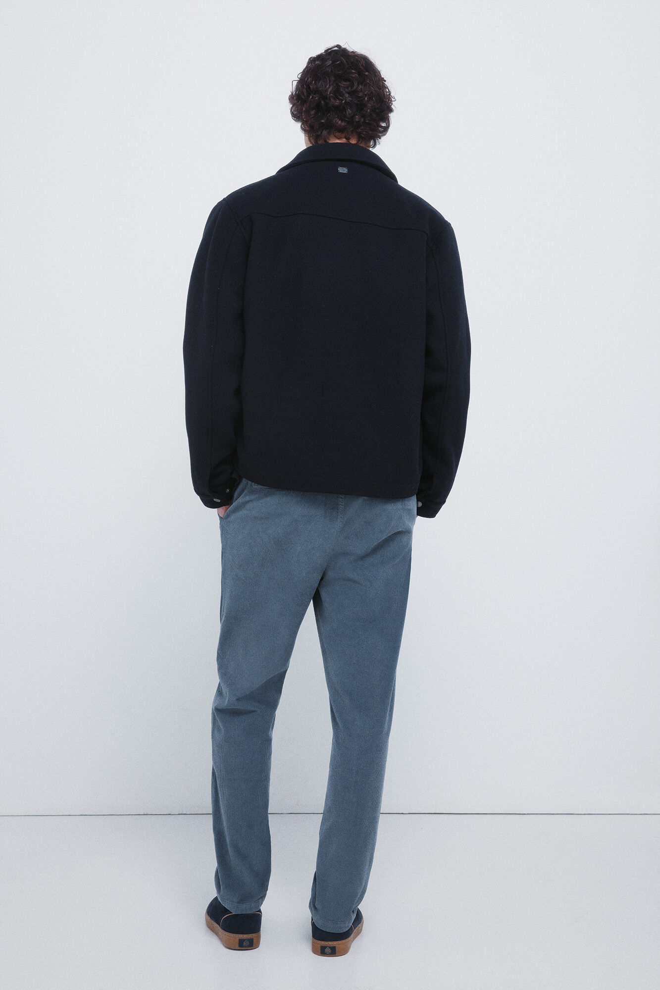 Springfield Pana chinos de pana lavada, c&oacute;modos y de corte entallado azul tinta