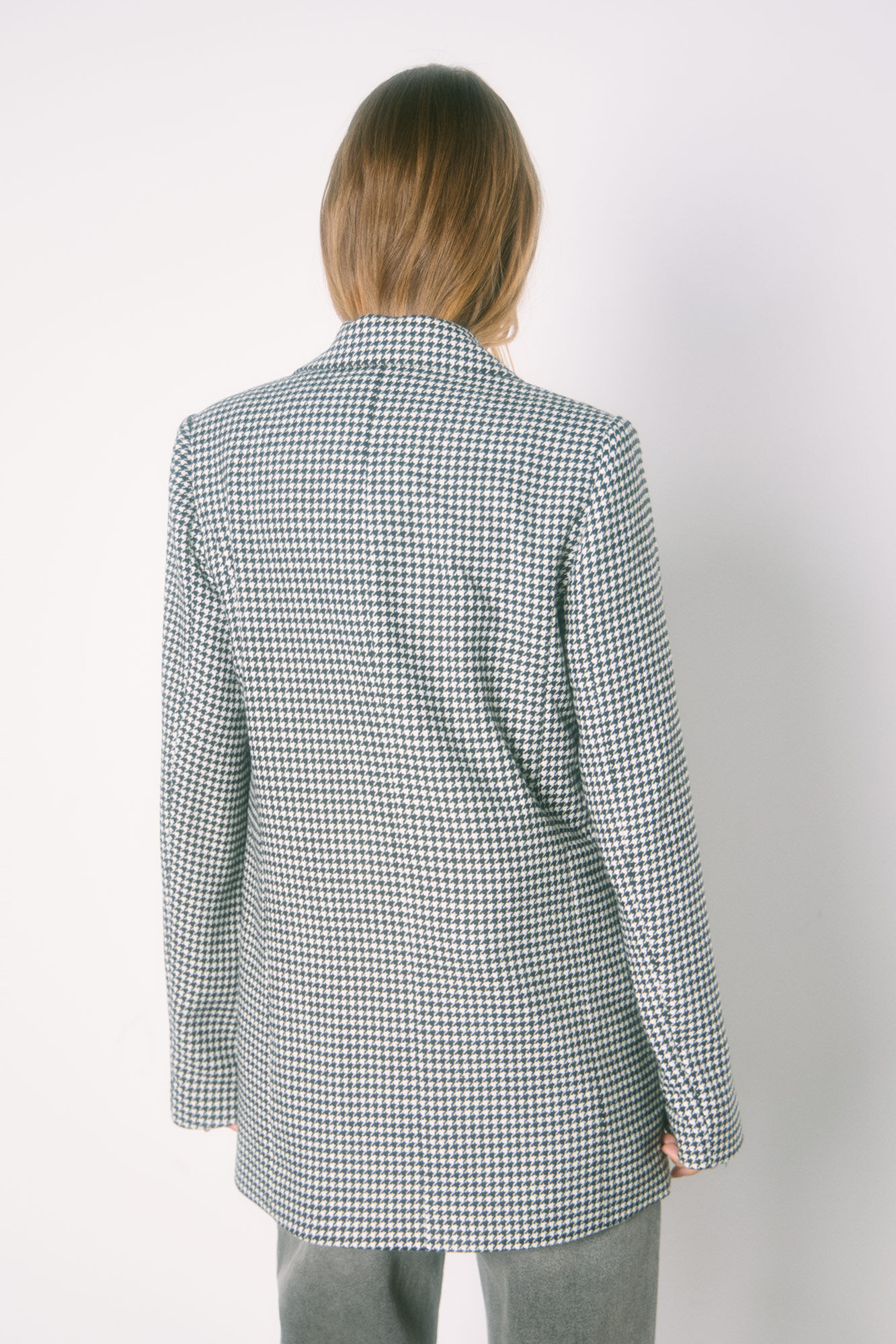 High Spirits Chamarra Bond negro