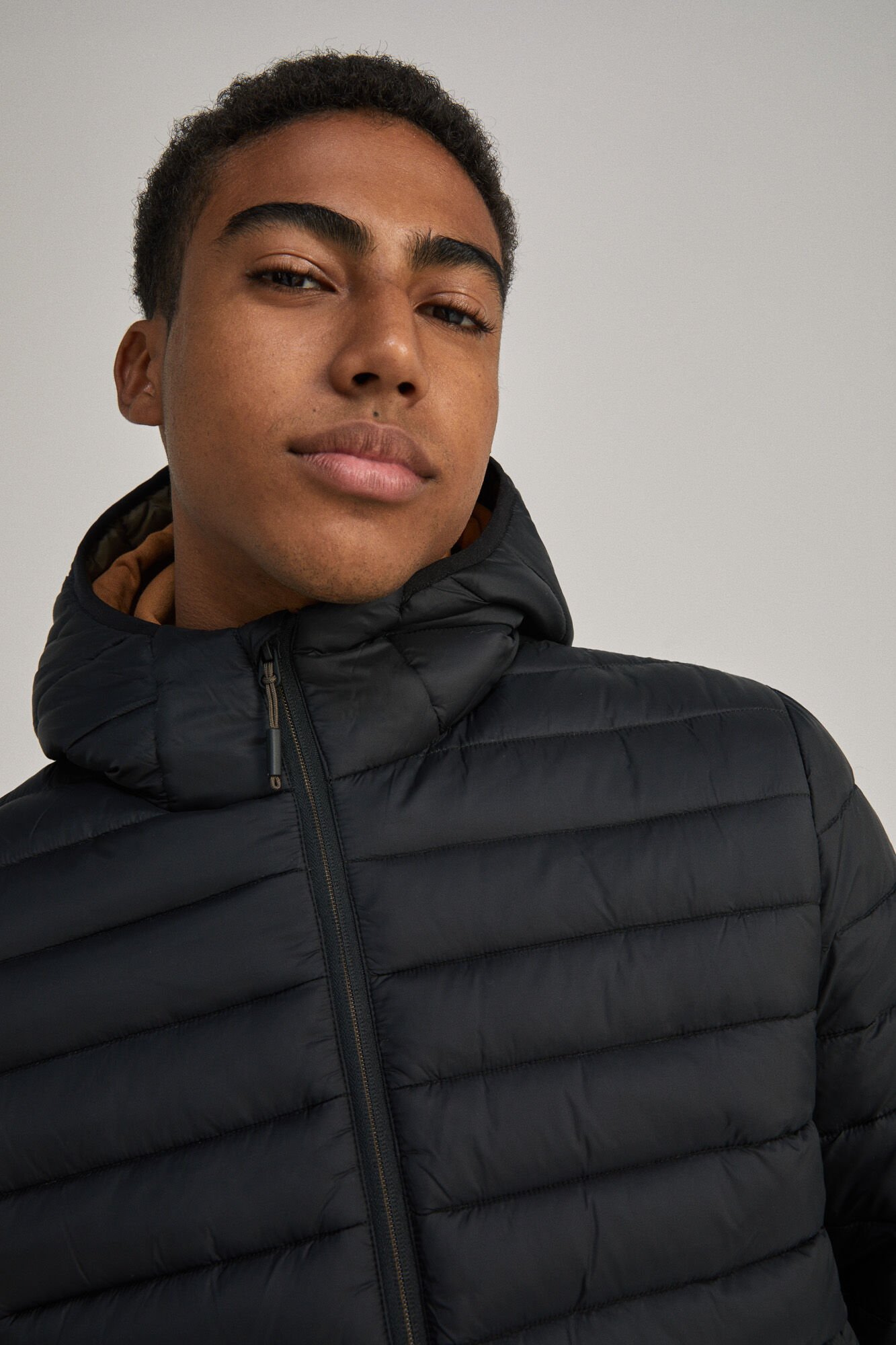 Springfield Chamarra acolchada capucha negro