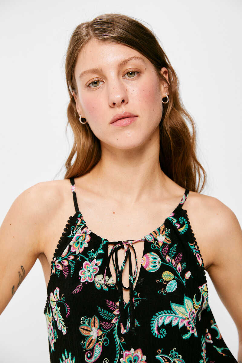 Springfield Top Escote Halter Estampado negro