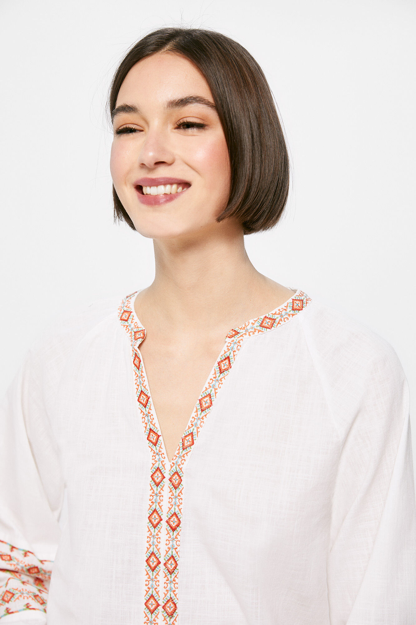 Springfield Blusa Bordados Cenefas beige