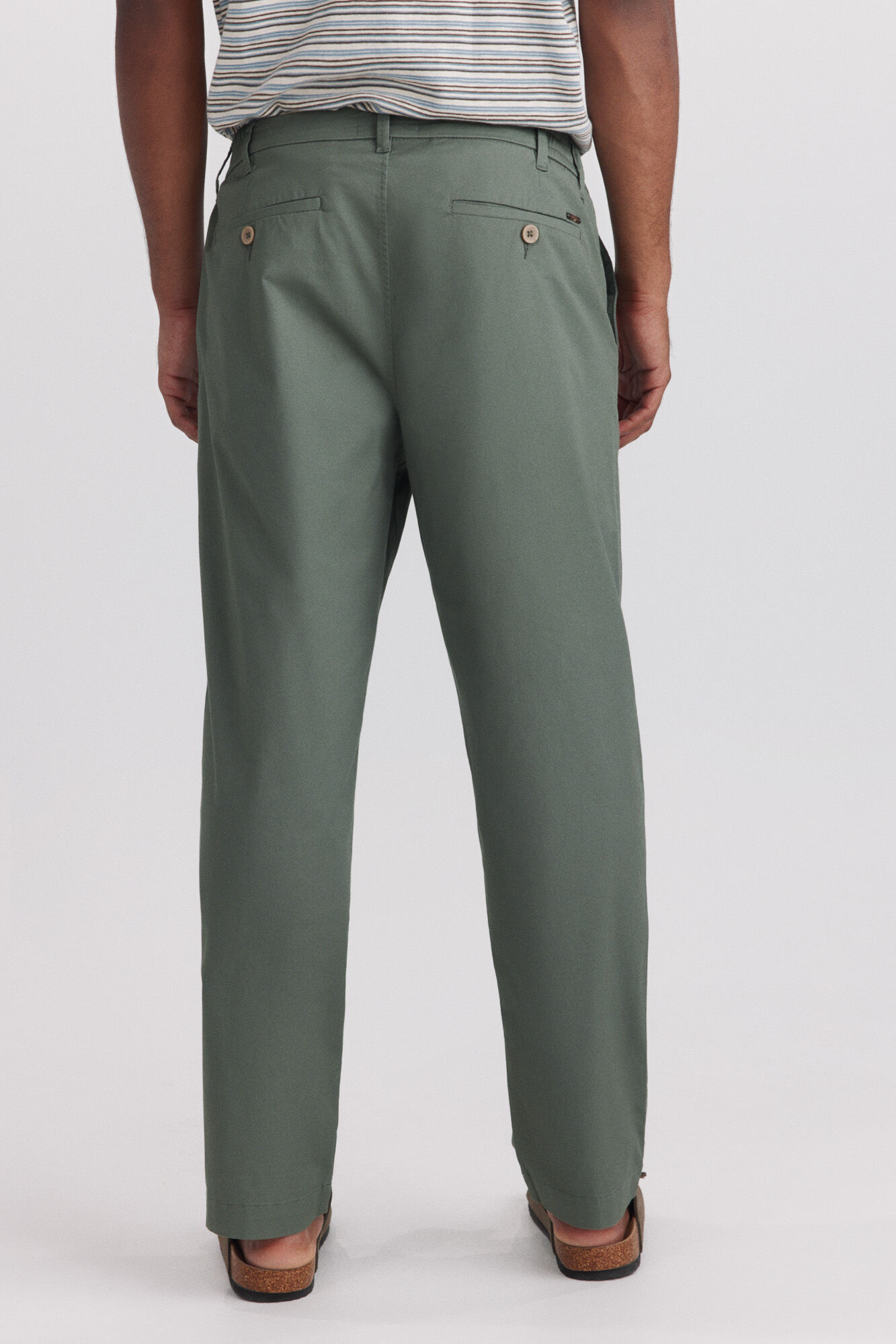 Springfield Pantal&oacute;n ligero straight fit verde