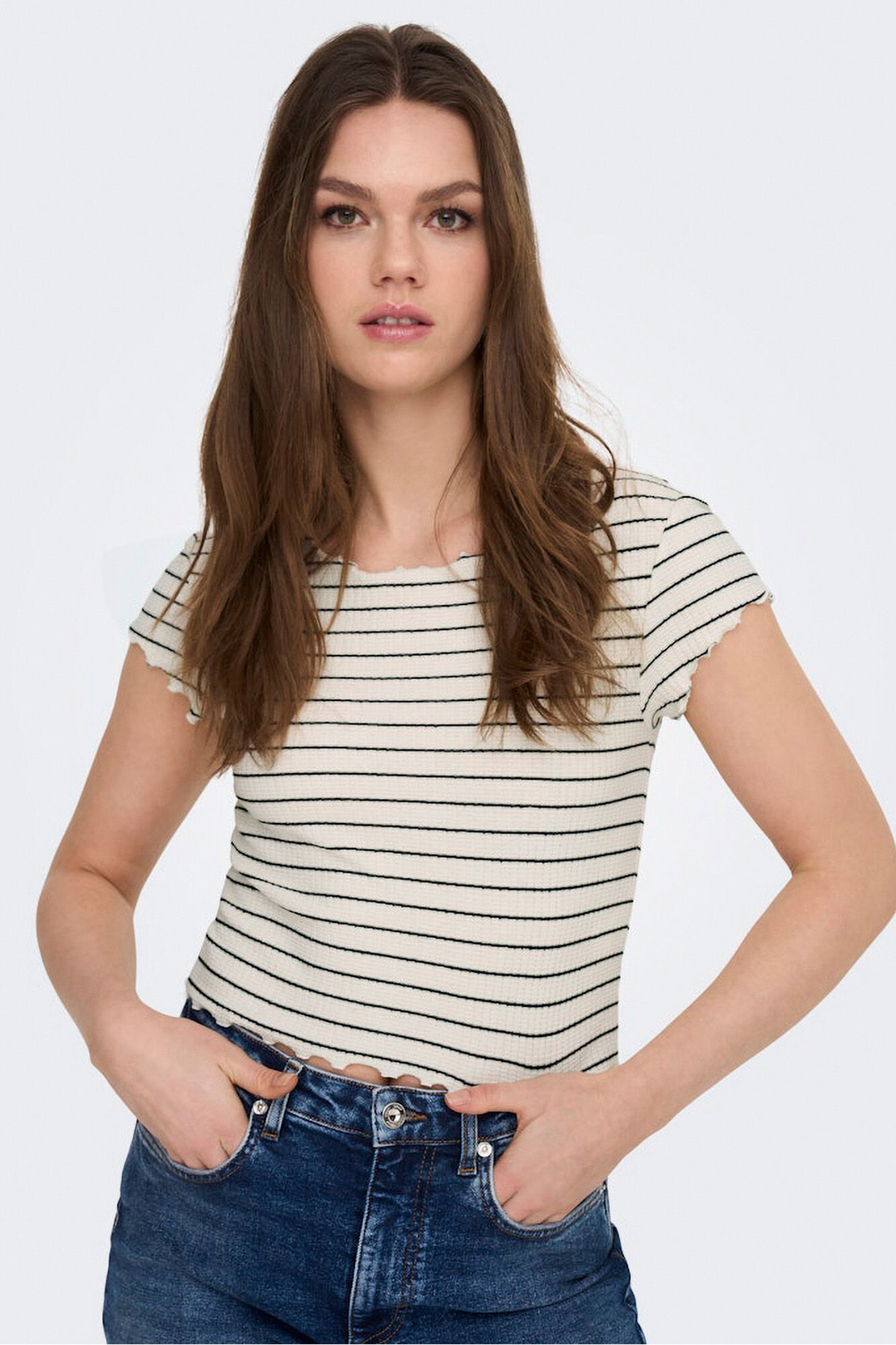 Only Playera crop de manga corta