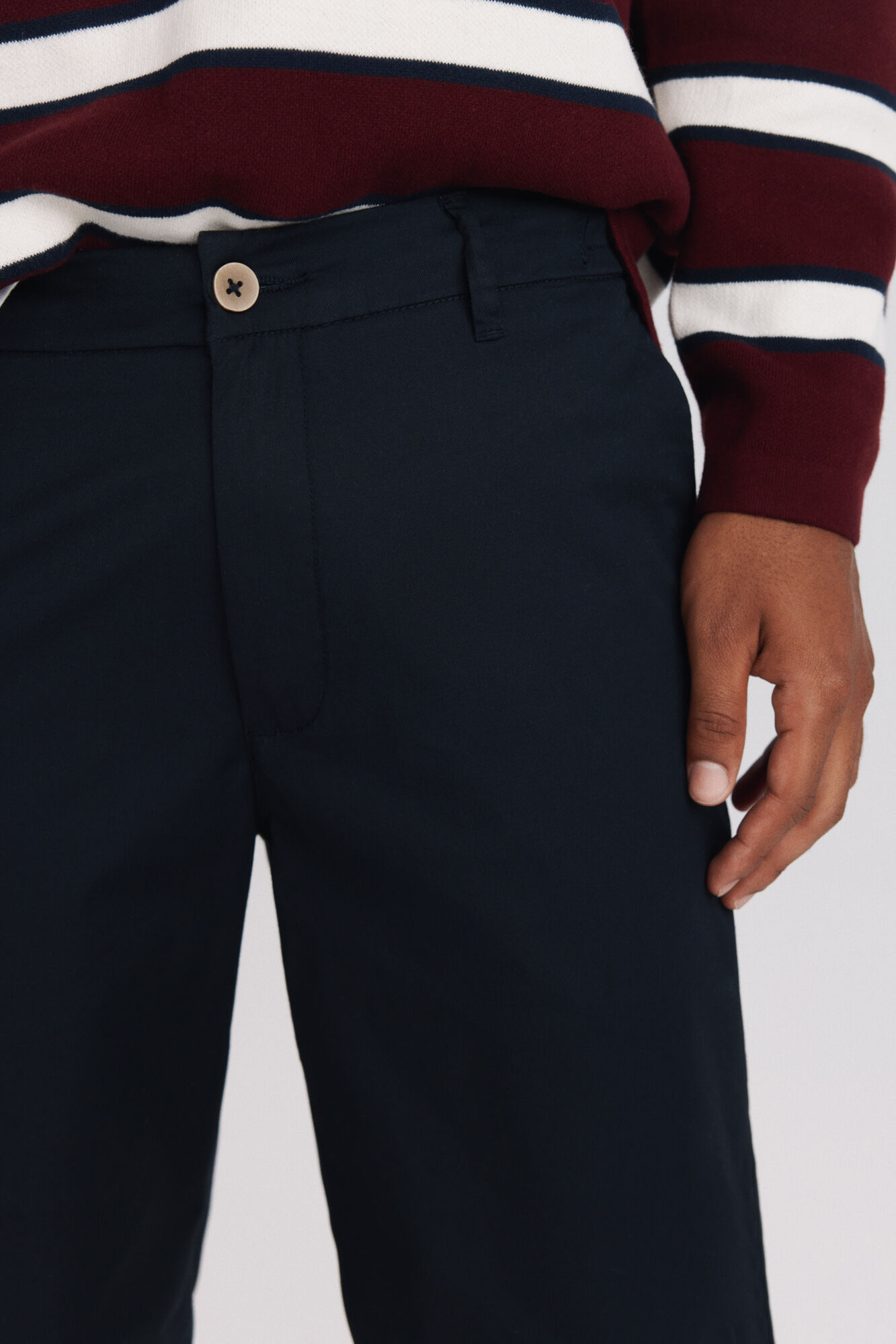 Springfield Pantal&oacute;n ligero straight fit
