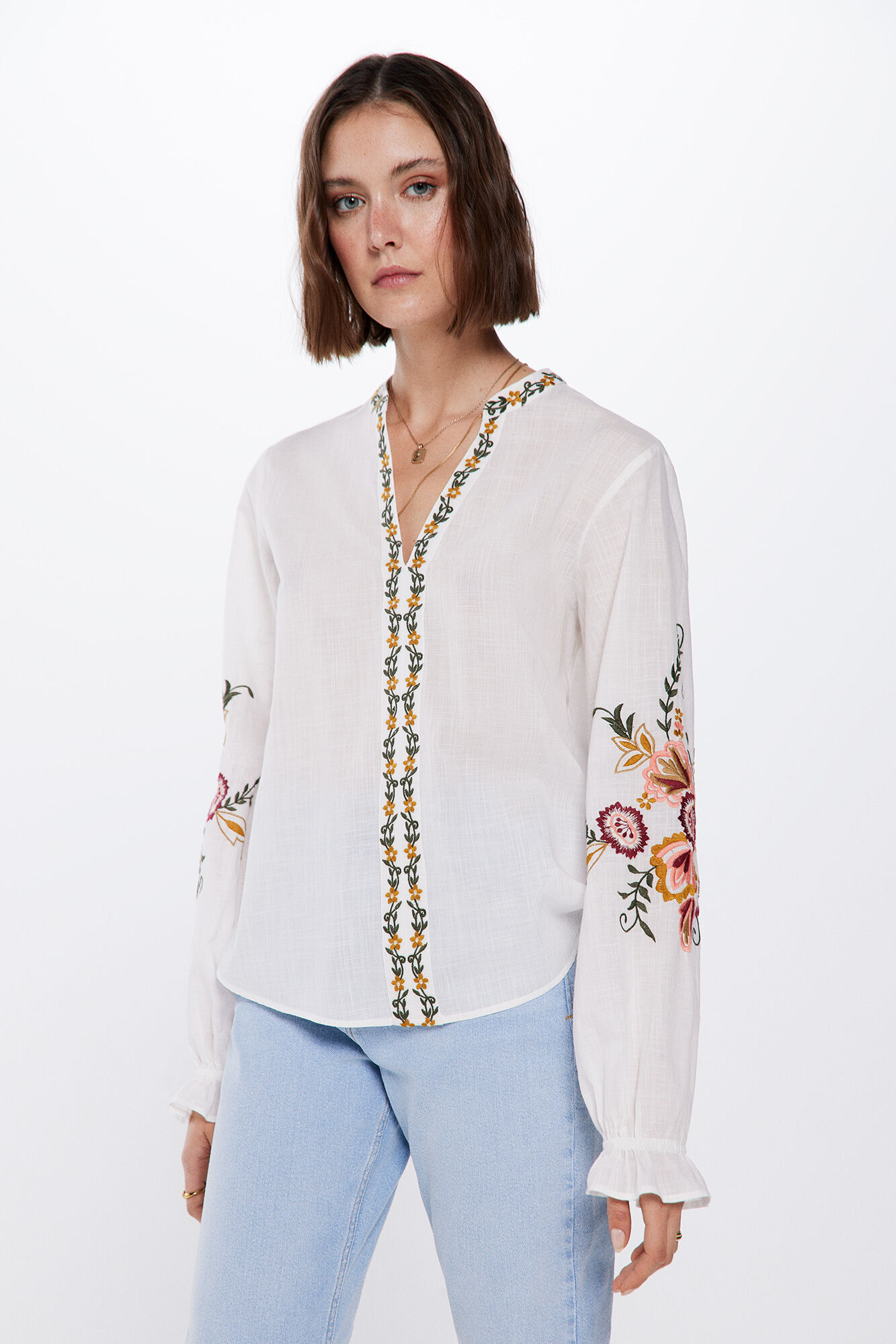 Blusa bordados flores Camisas y blusas de mujer Springfield MX