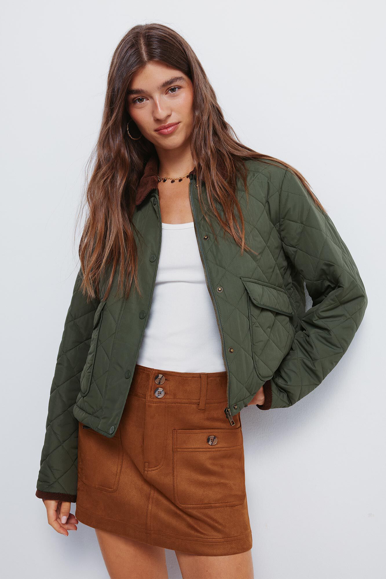 Springfield Chamarra short con relleno con cuello de pana