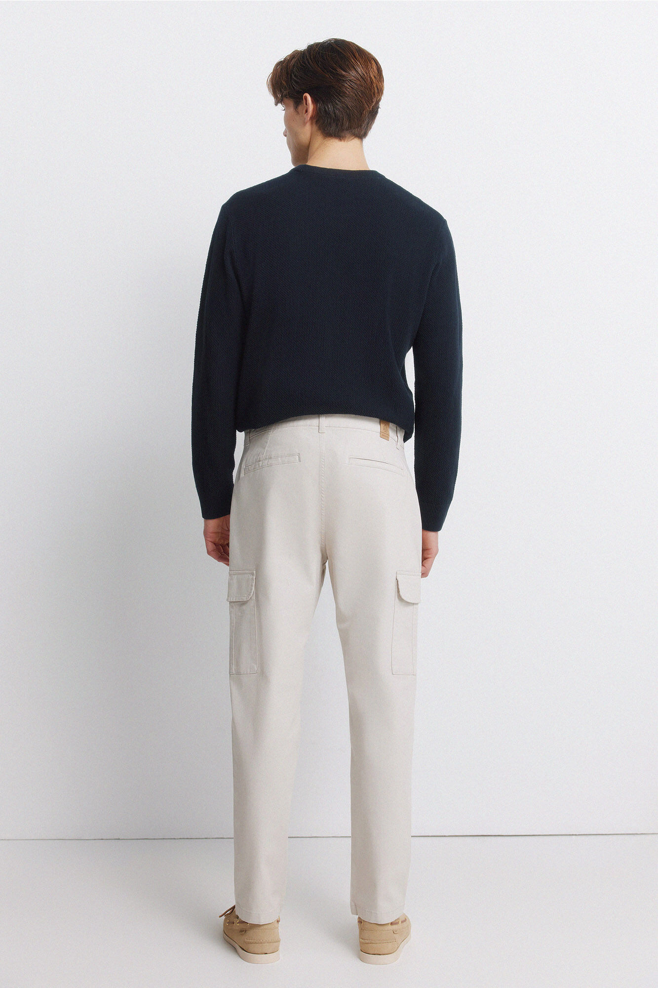 Springfield Pantal&oacute;n cargo c&oacute;modo slim fit blanco