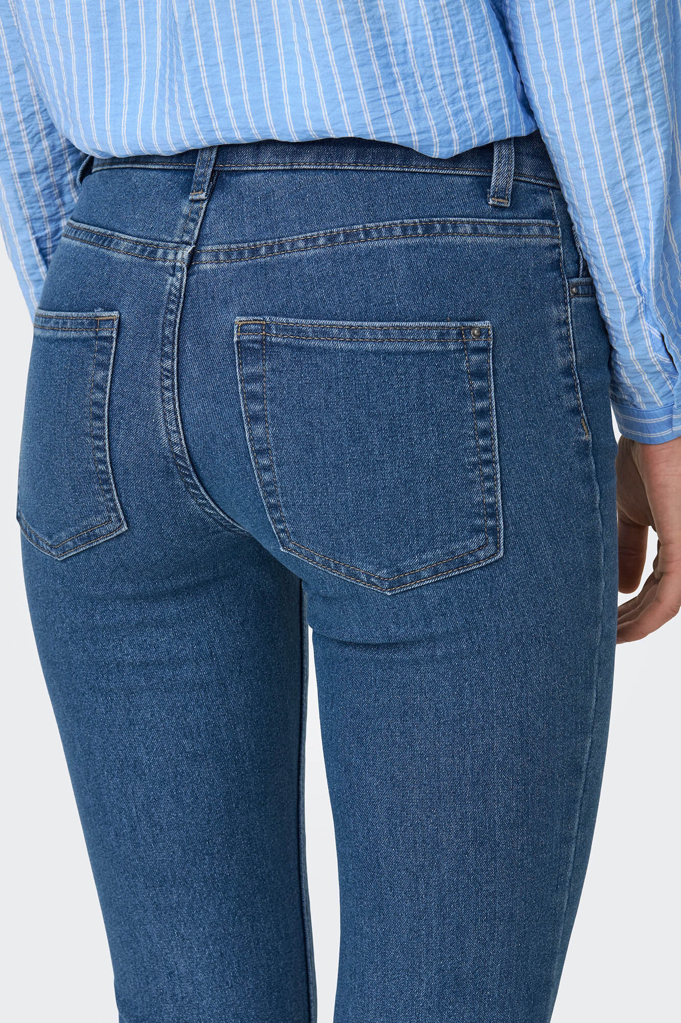 Only Jeans flare tiro medio azul tinta