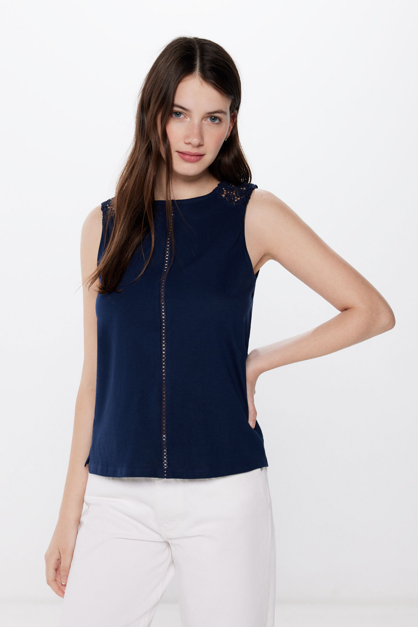 Springfield Playera hombros crochet flores