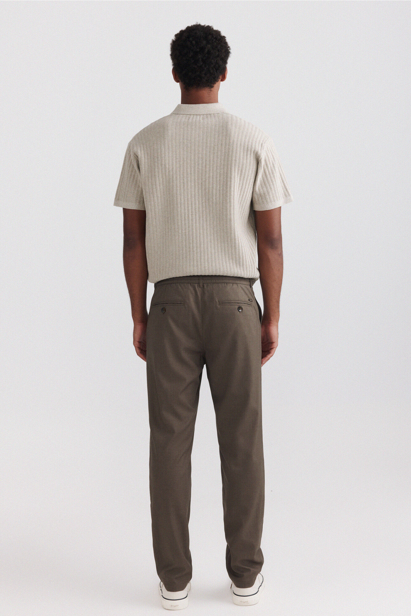 Springfield Pantal&oacute;n slim fit c&oacute;modo caf&eacute;