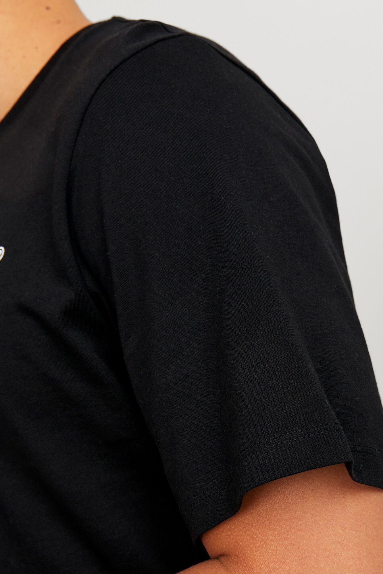 Jack & Jones Playera est&aacute;ndar fit negro