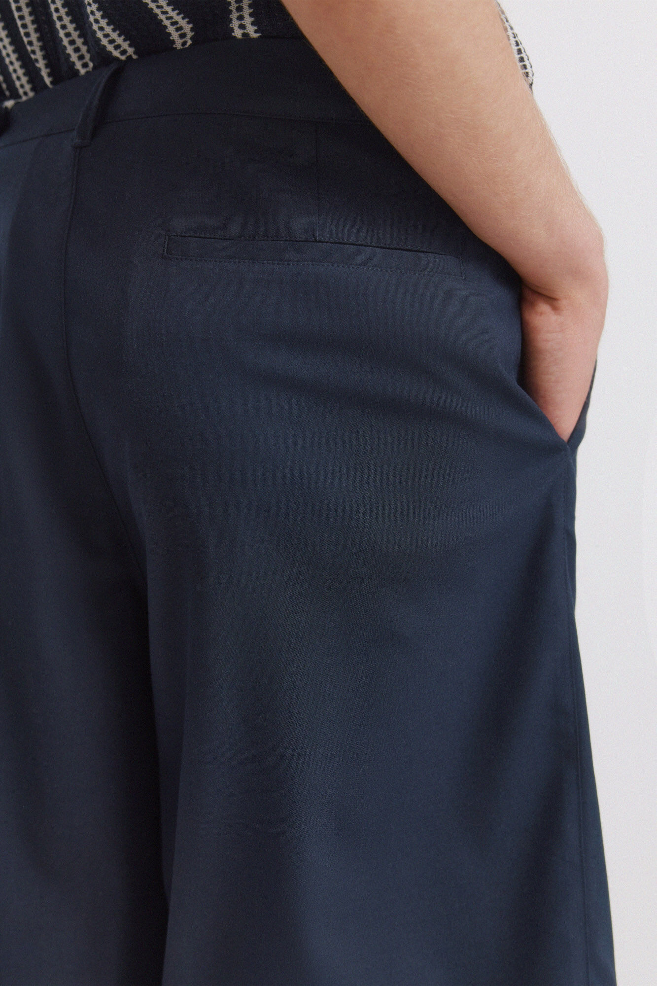 Springfield Bermuda amplia wide & relaxed fit azul