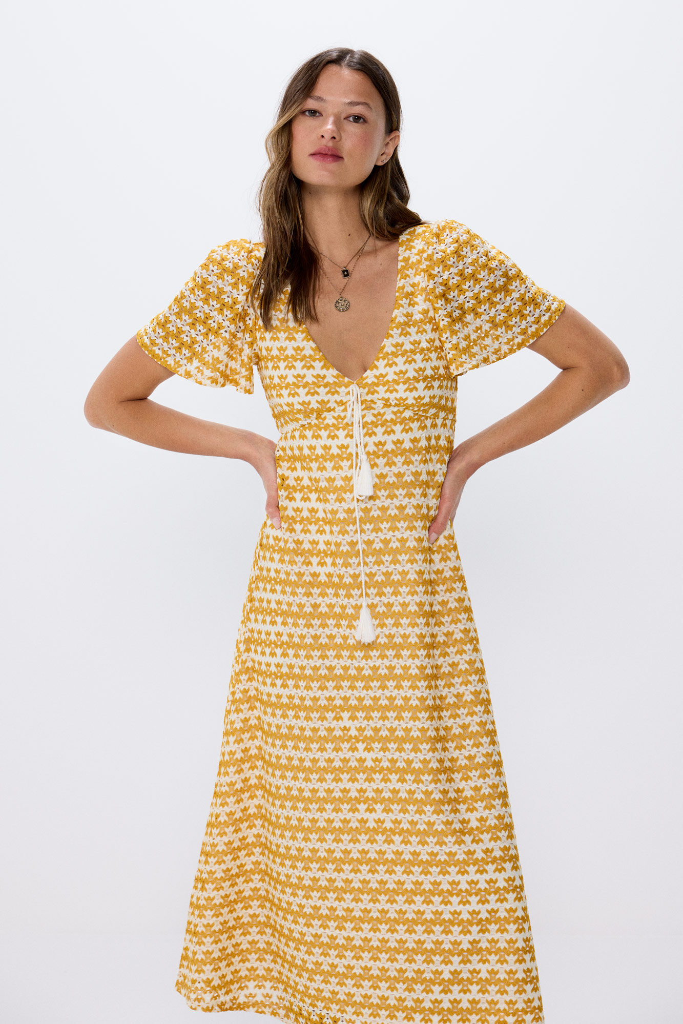 Vestido midi estructura bicolor Vestidos para mujer Springfield MX