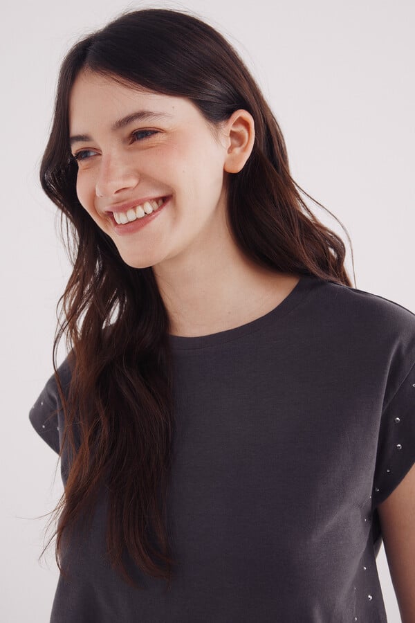 Springfield Playera mangas tachuelas cristal gris