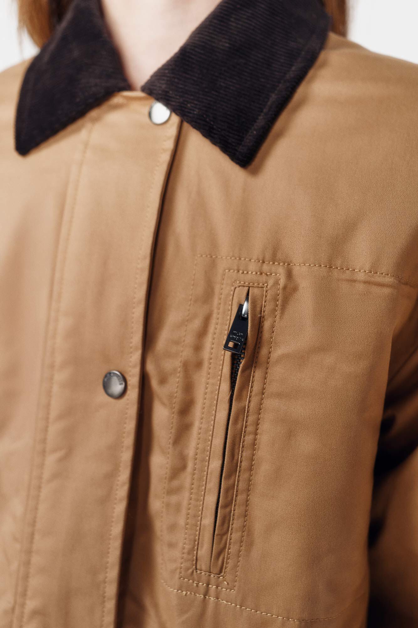 High Spirits Chamarra Aero caf&eacute;