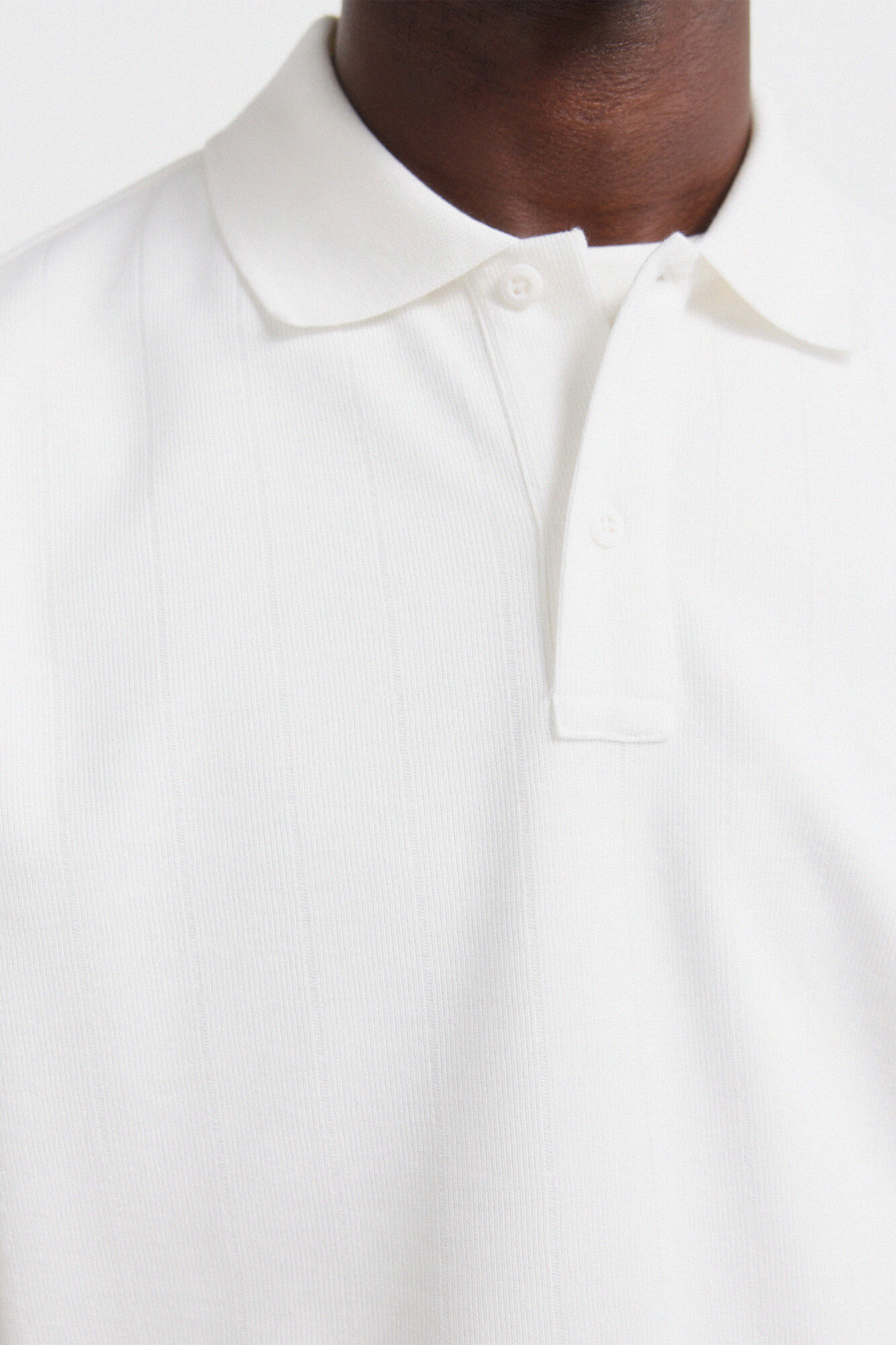 Springfield Polo de estructura regular fit marfil