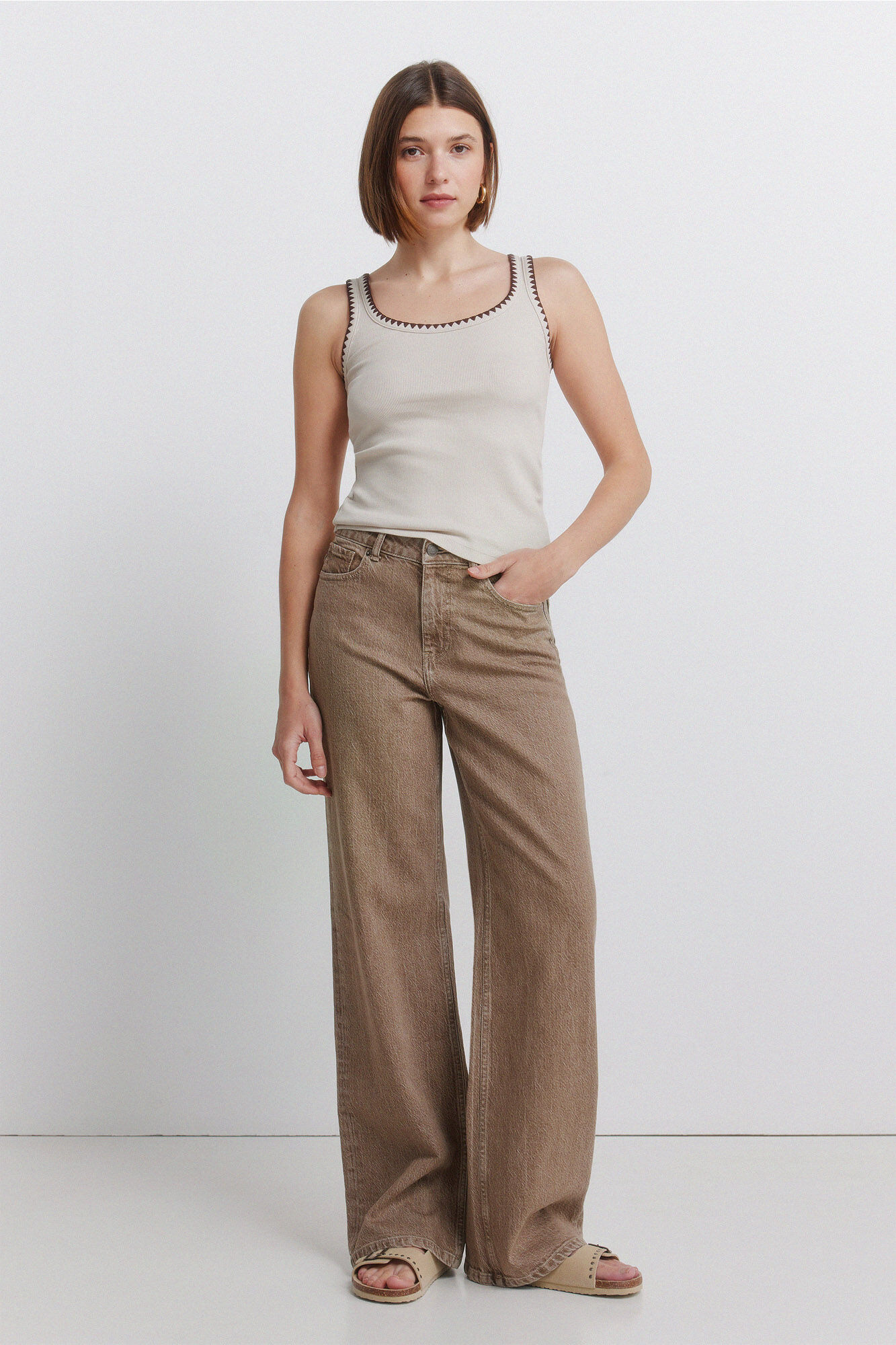 Springfield Playera nadadora bordada beige