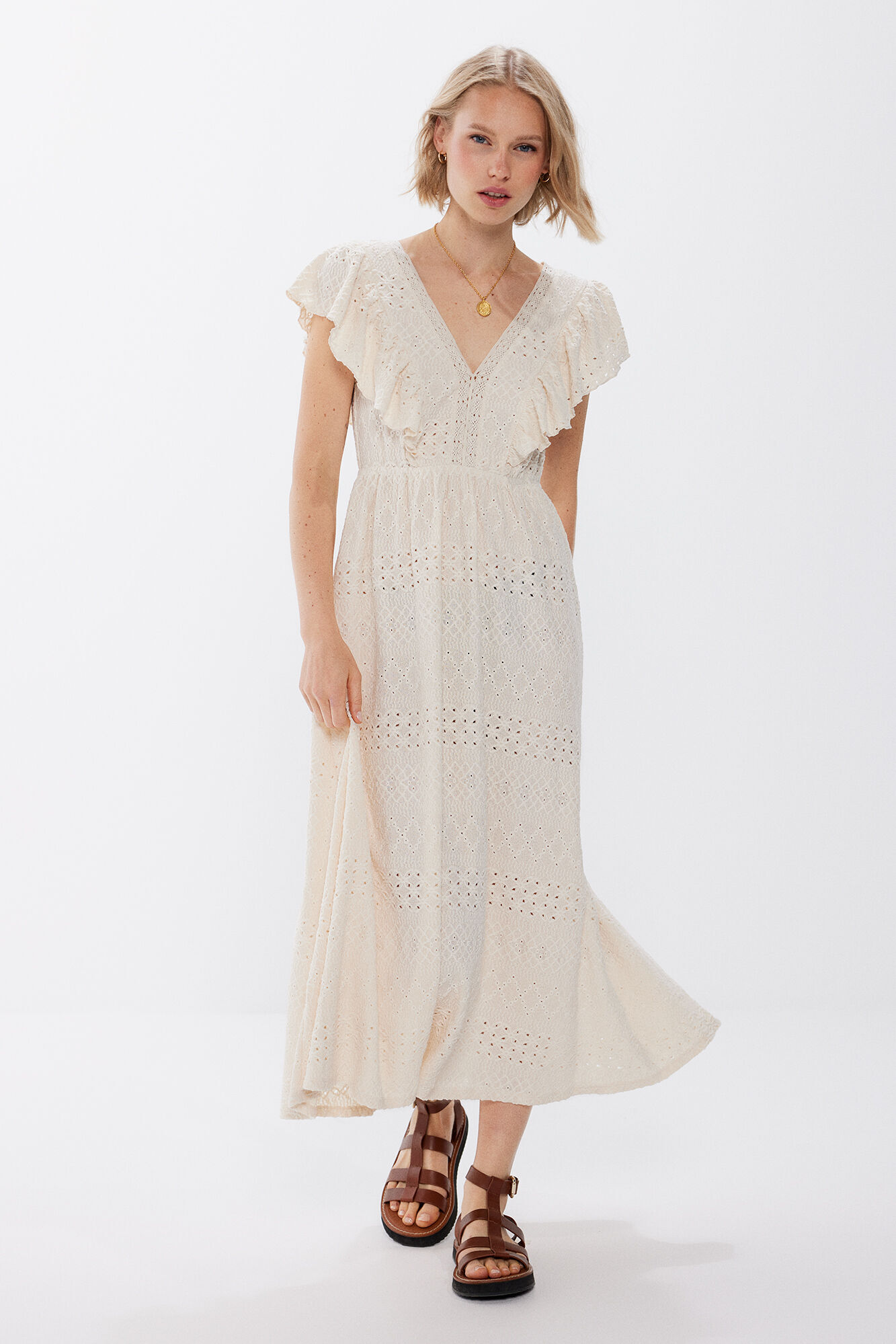 Springfield Vestido midi escote volantes bordados beige