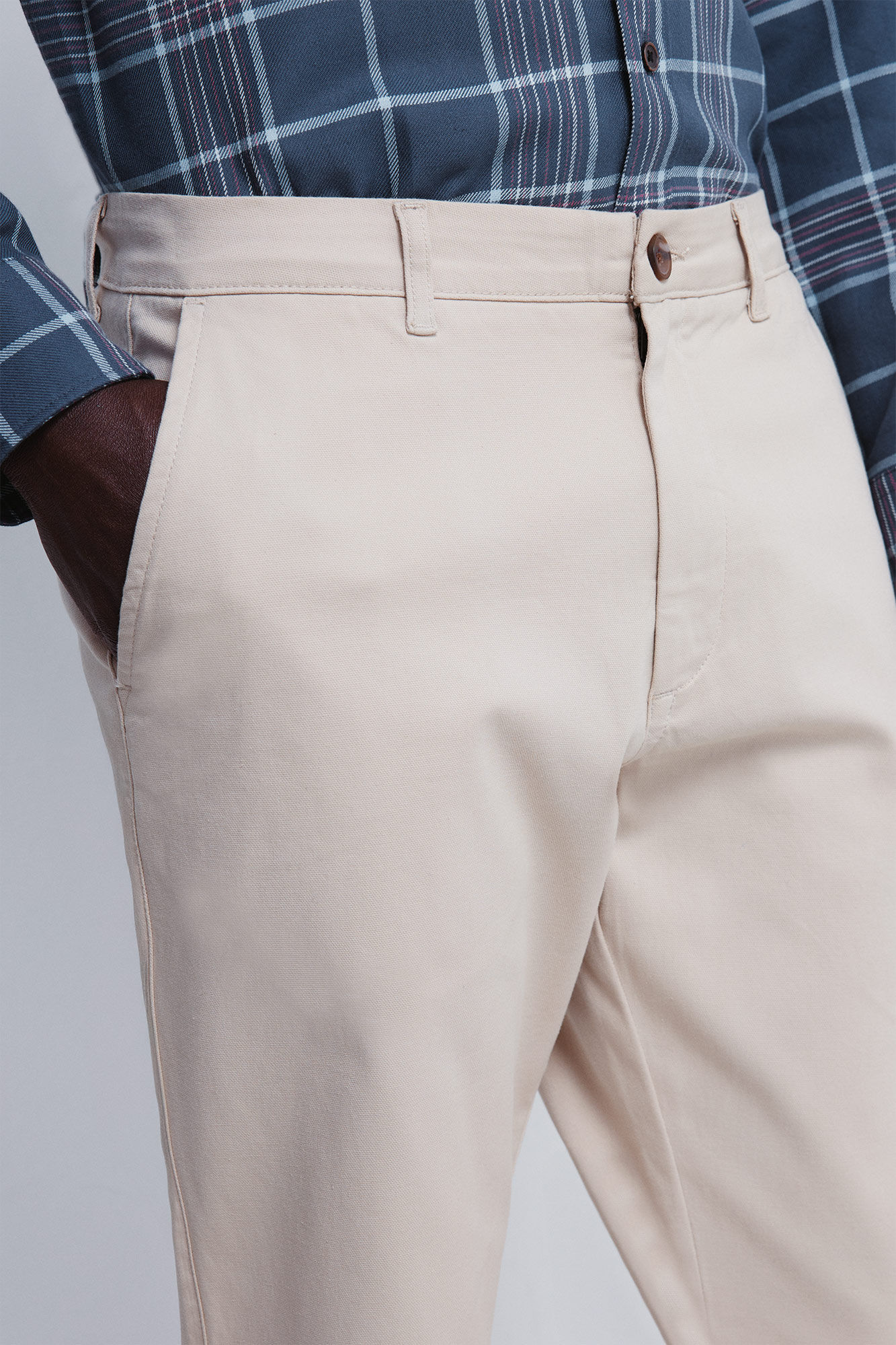 Springfield Pantalones chinos dobby de corte c&oacute;modo beige