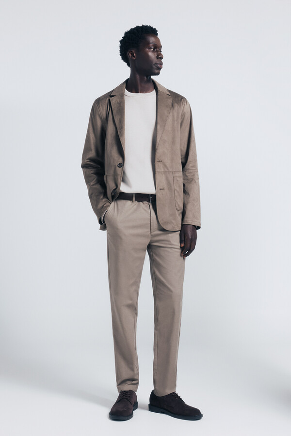 Springfield Pantalón chino vestir confort slim fit café