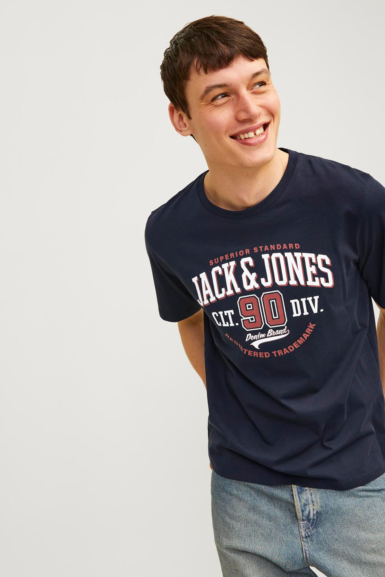 Jack & Jones Playera est&aacute;ndar fit