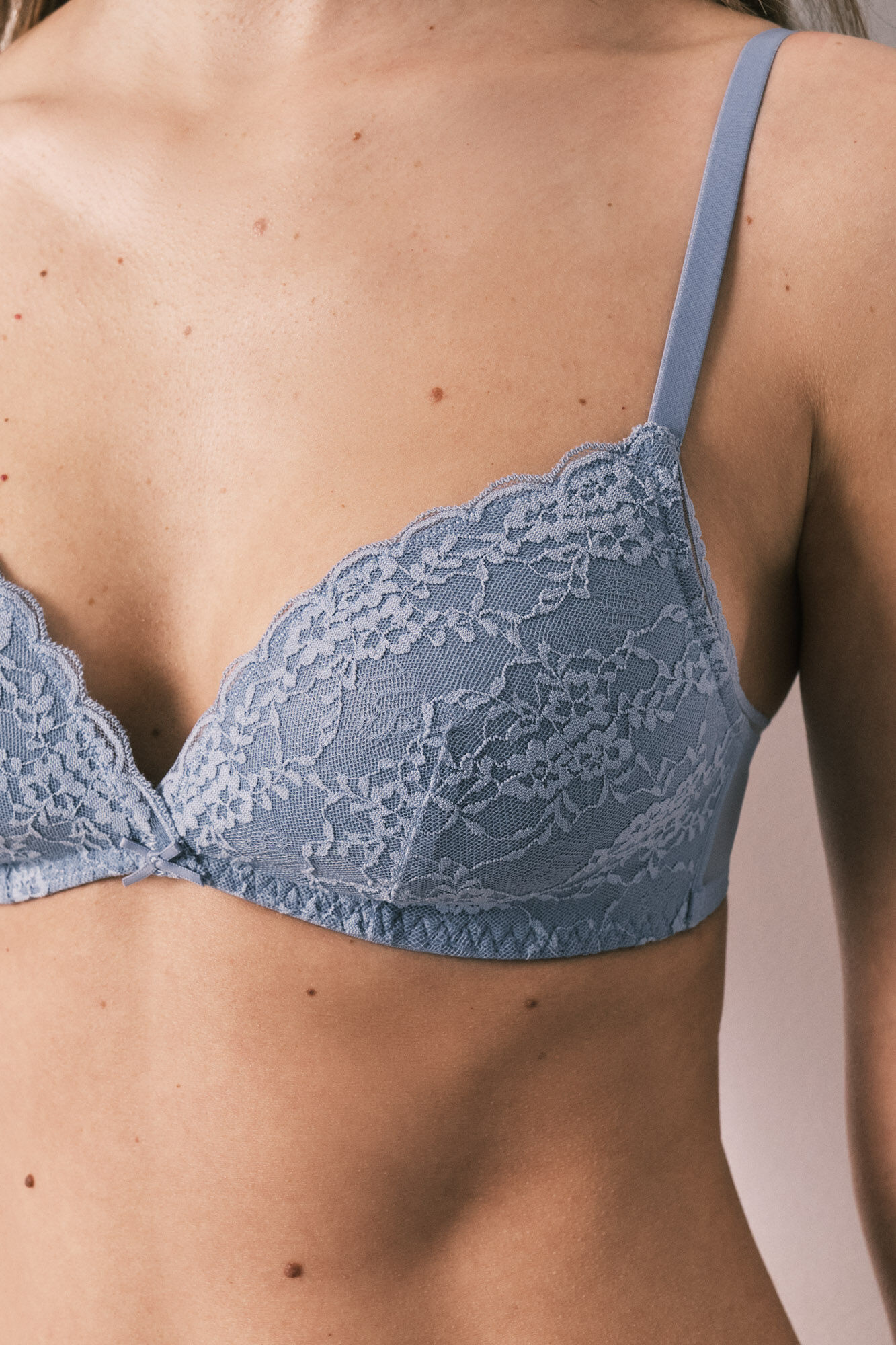 Women'secret Brasier triangular con relleno de encaje azul CHARMING azul