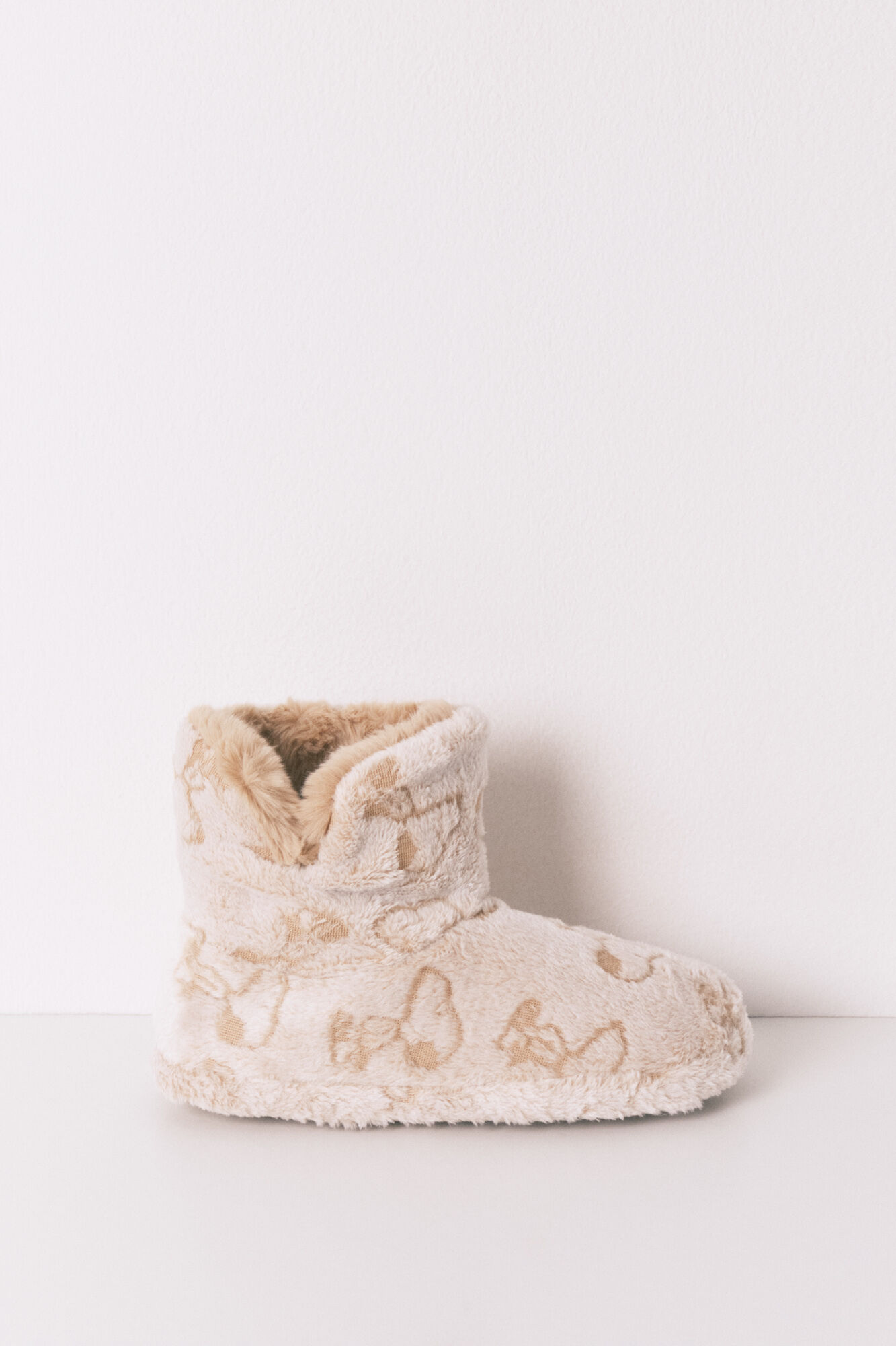 Women'secret Pantuflas para casa de bota alta de Snoopy beige