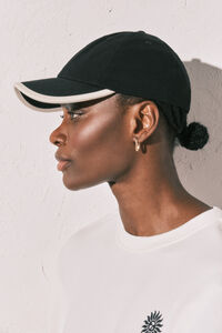 Women'secret Gorra bordada de algod&oacute;n negra