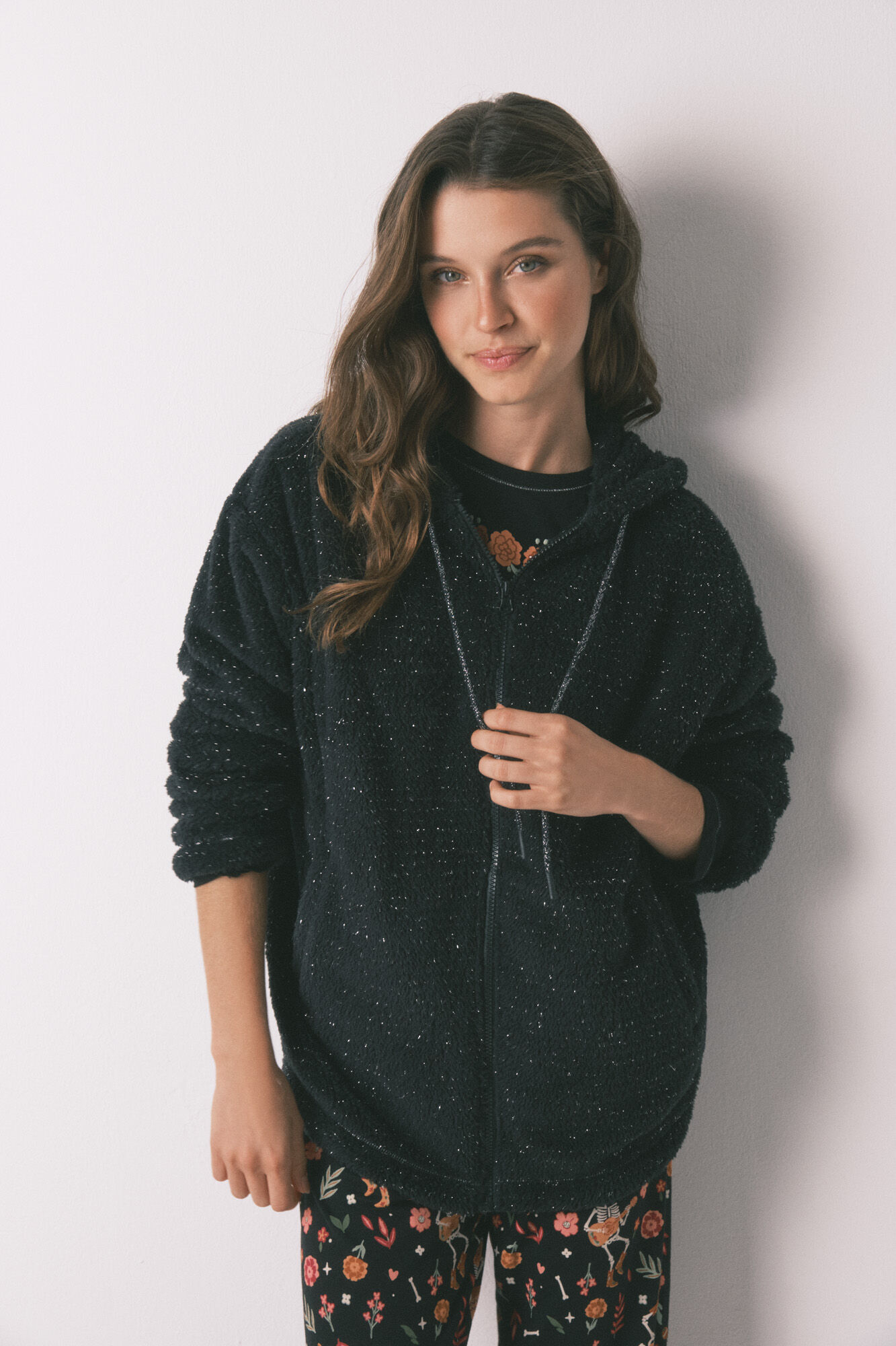 Women'secret Bata negra de borrego "D&iacute;a de Muertos" 