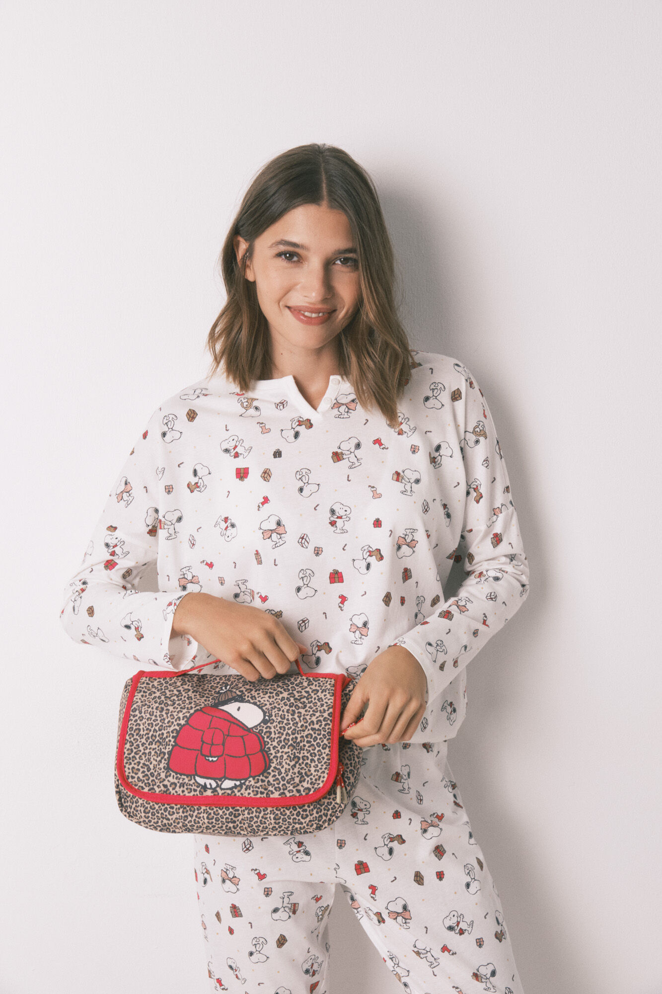 Women'secret Pijama larga 100% algod&oacute;n blanco Snoopy marfil