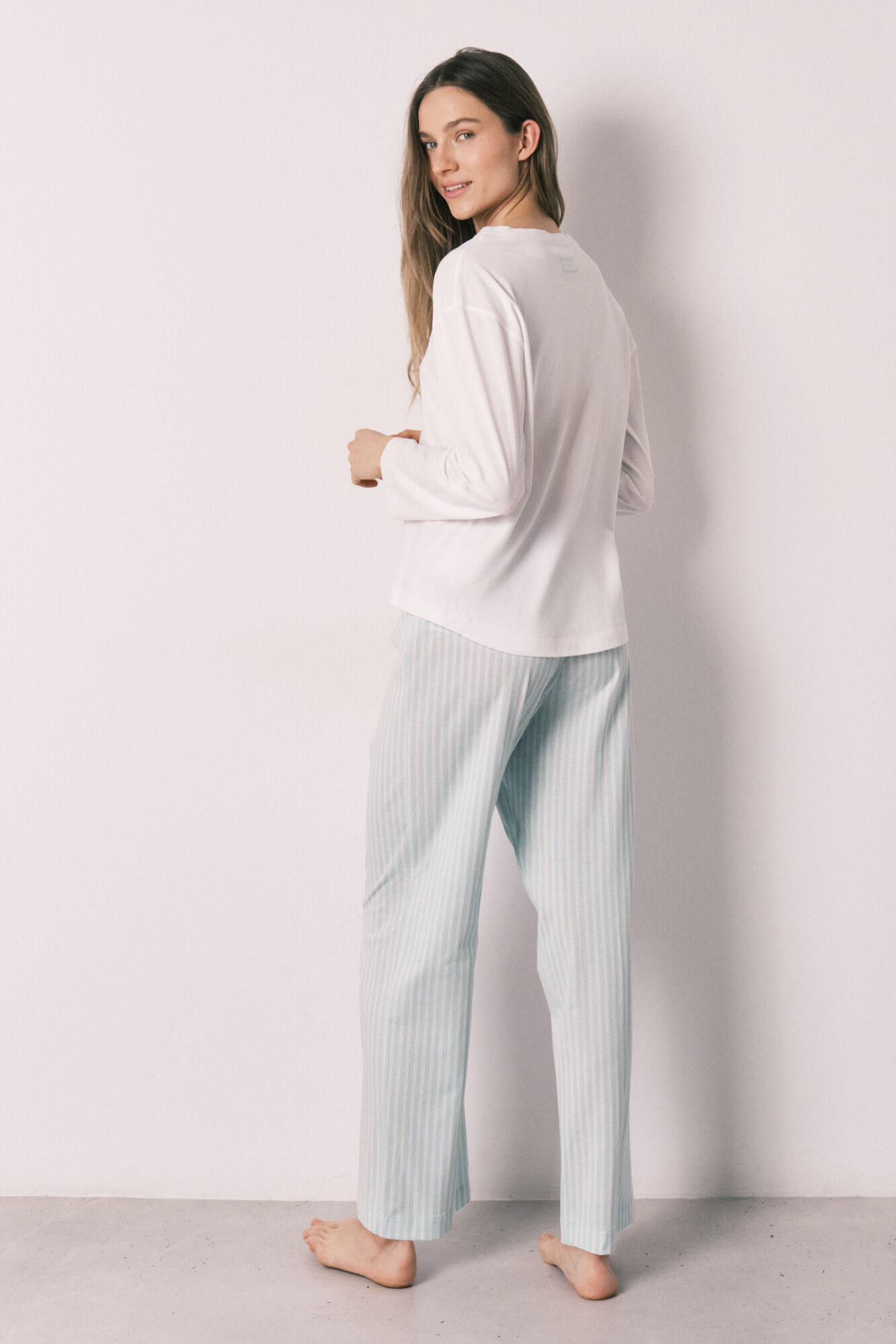 Women'secret Pijama larga de algod&oacute;n pantal&oacute;n a rayas verde marfil