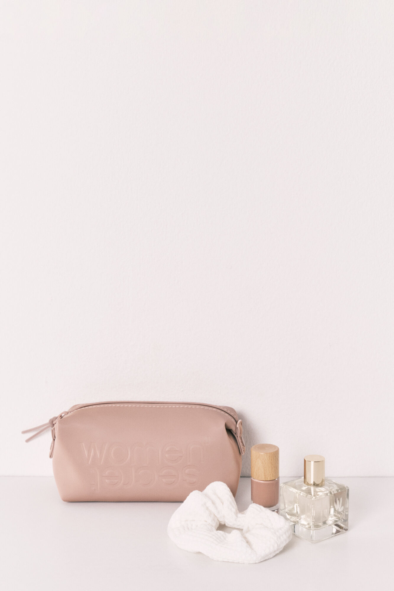 Women'secret Neceser peque&ntilde;o de goma marr&oacute;n nude