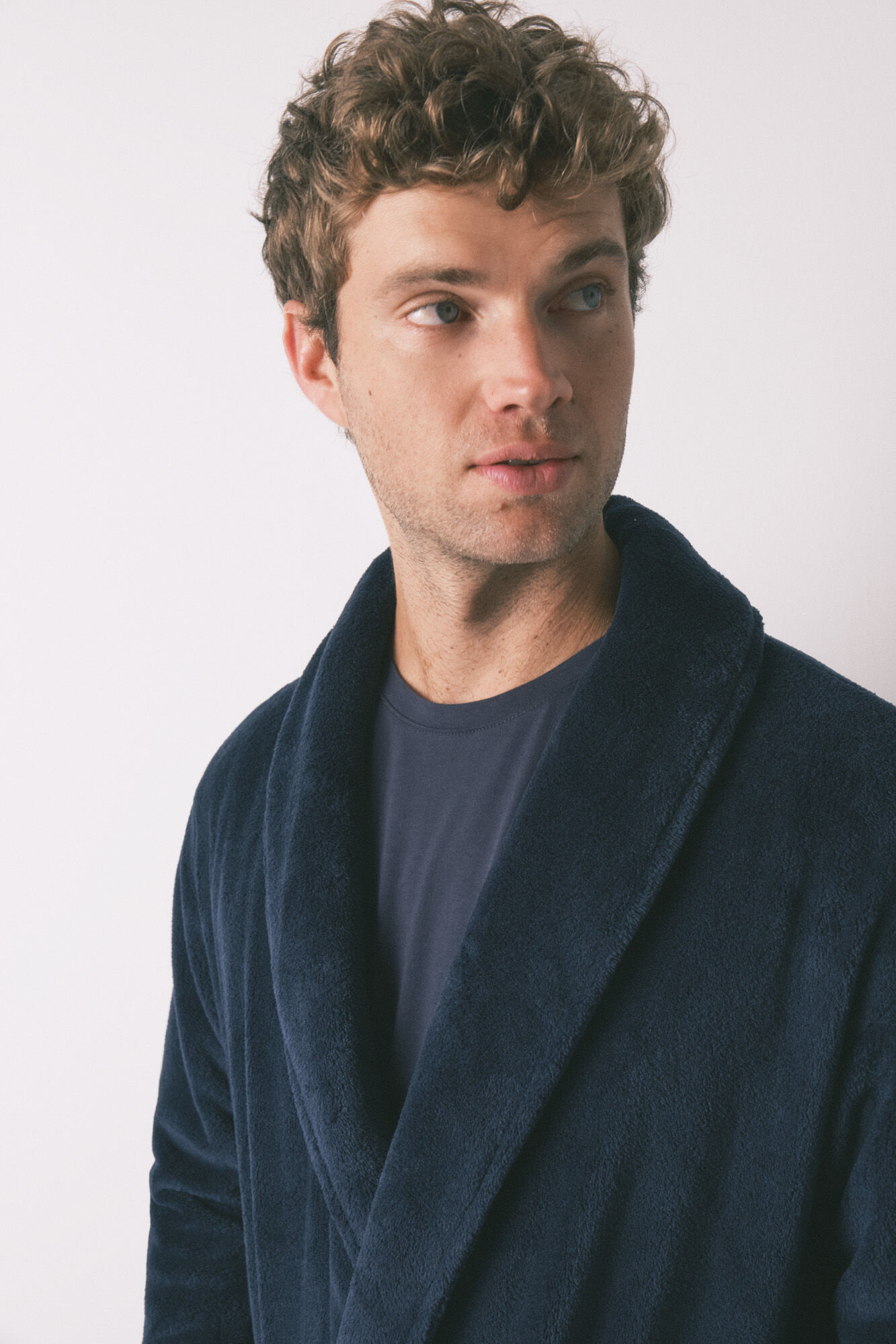 Women'secret Bata midi de forro polar azul para hombre 