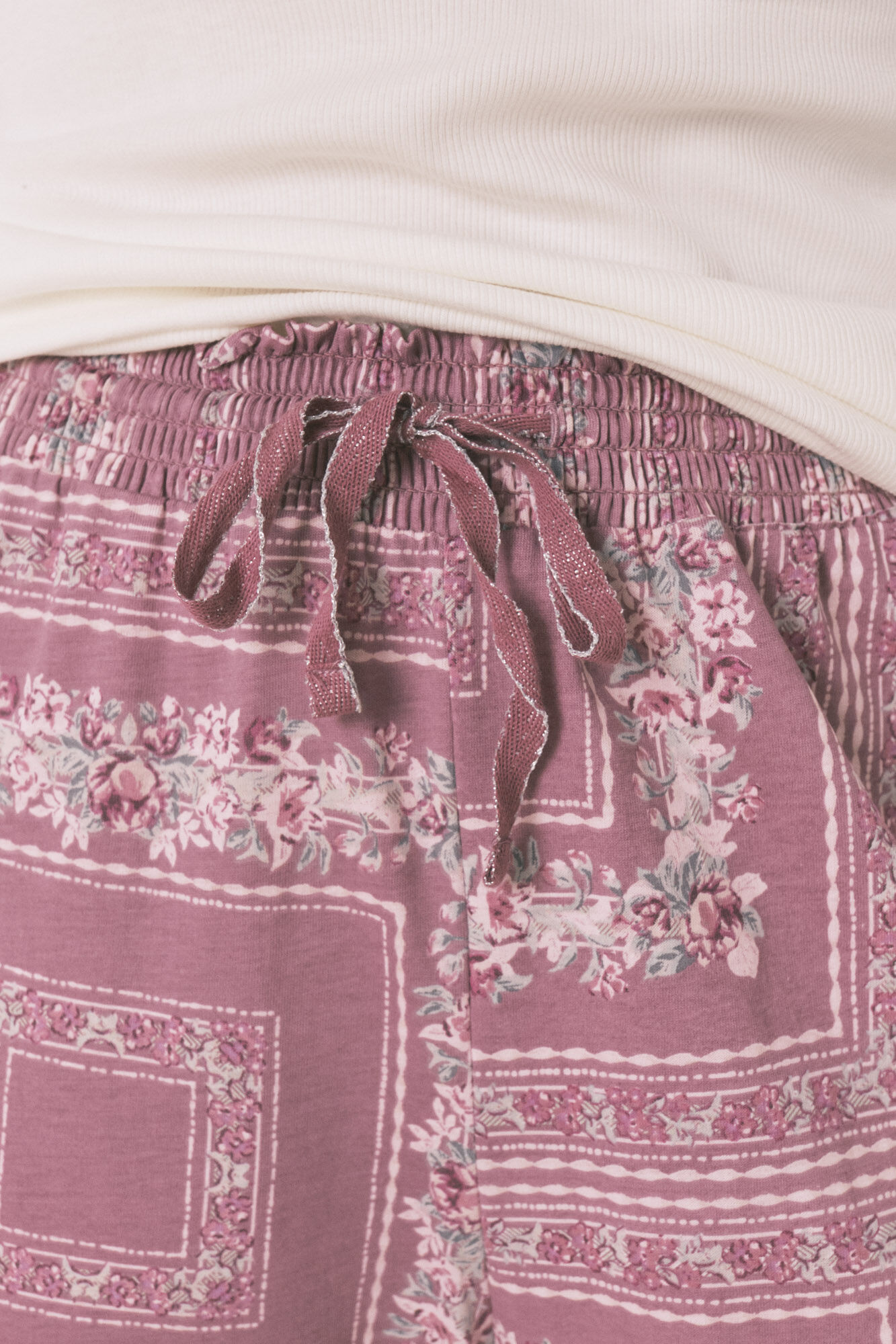 Women'secret Pijama larga con estampado de flores  marfil