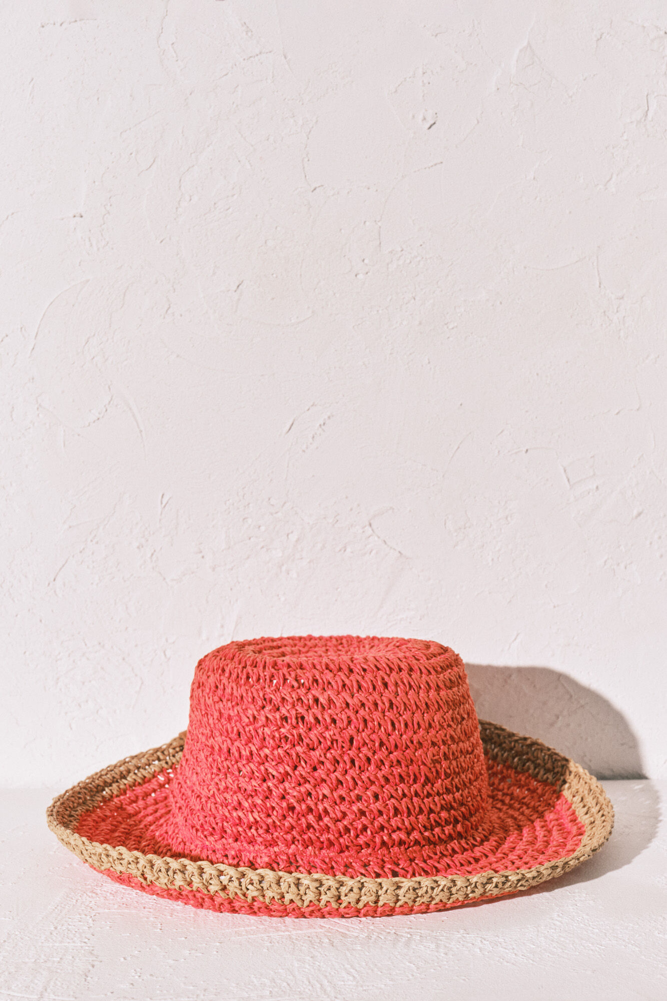 Women'secret Sombrero bucket de rafia bicolor coral