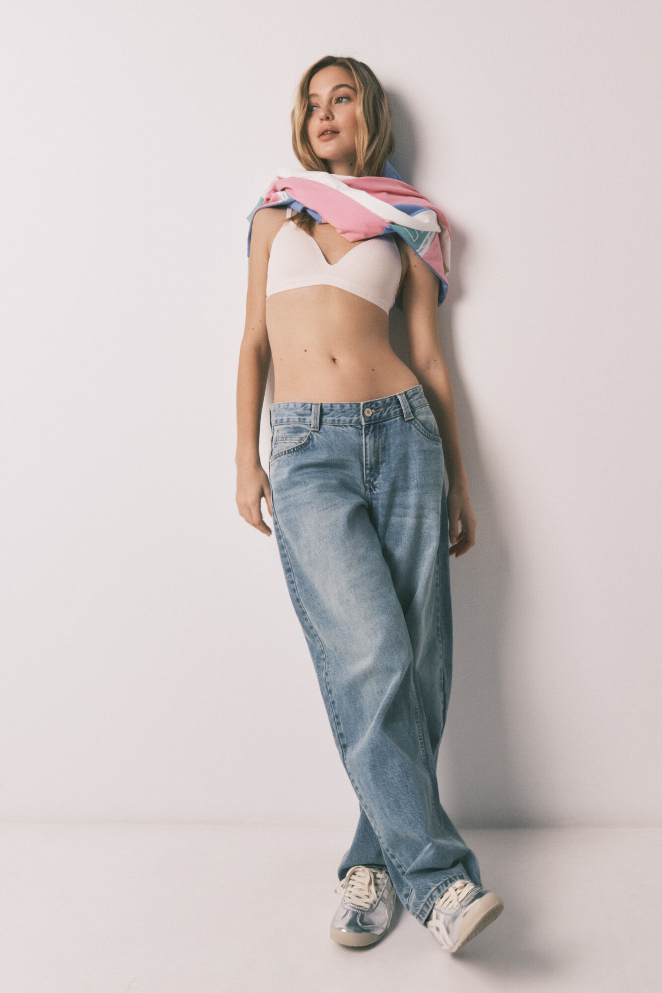 HI&BYE Brasier triangular relleno rosa rosa