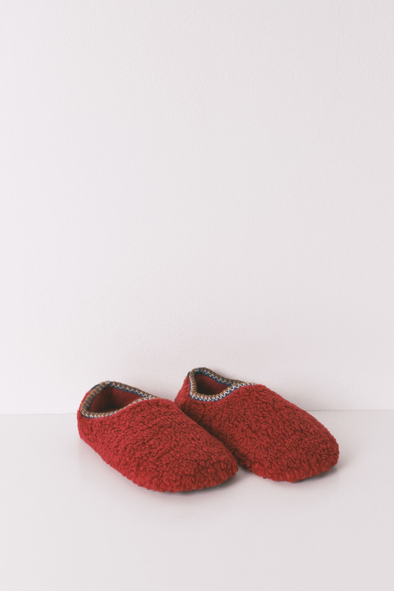 Women'secret Pantuflas para casa rojas de borrego rojo