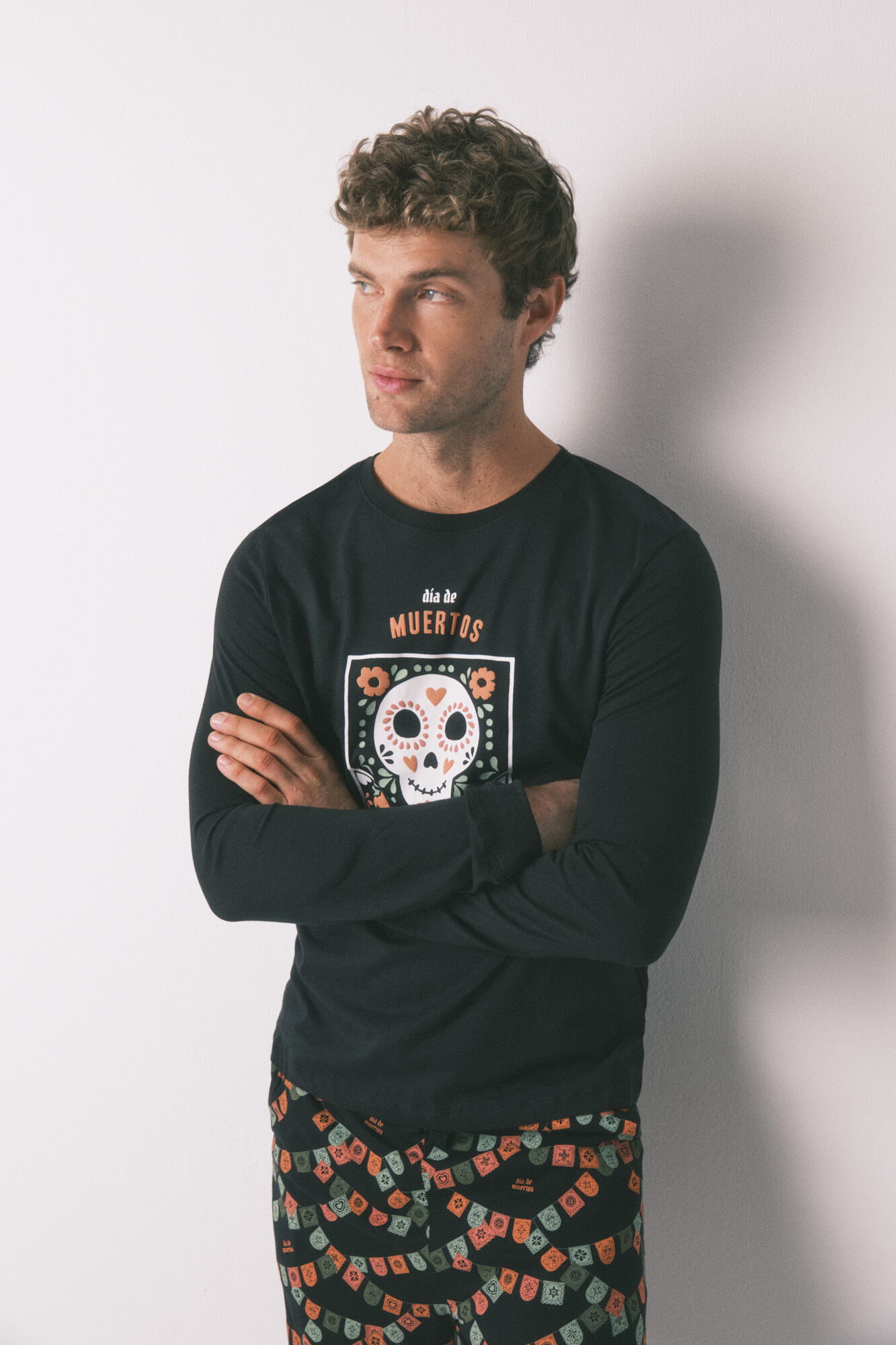 Women'secret Pijama larga "D&iacute;a de Muertos" 100% algod&oacute;n en color negro negro