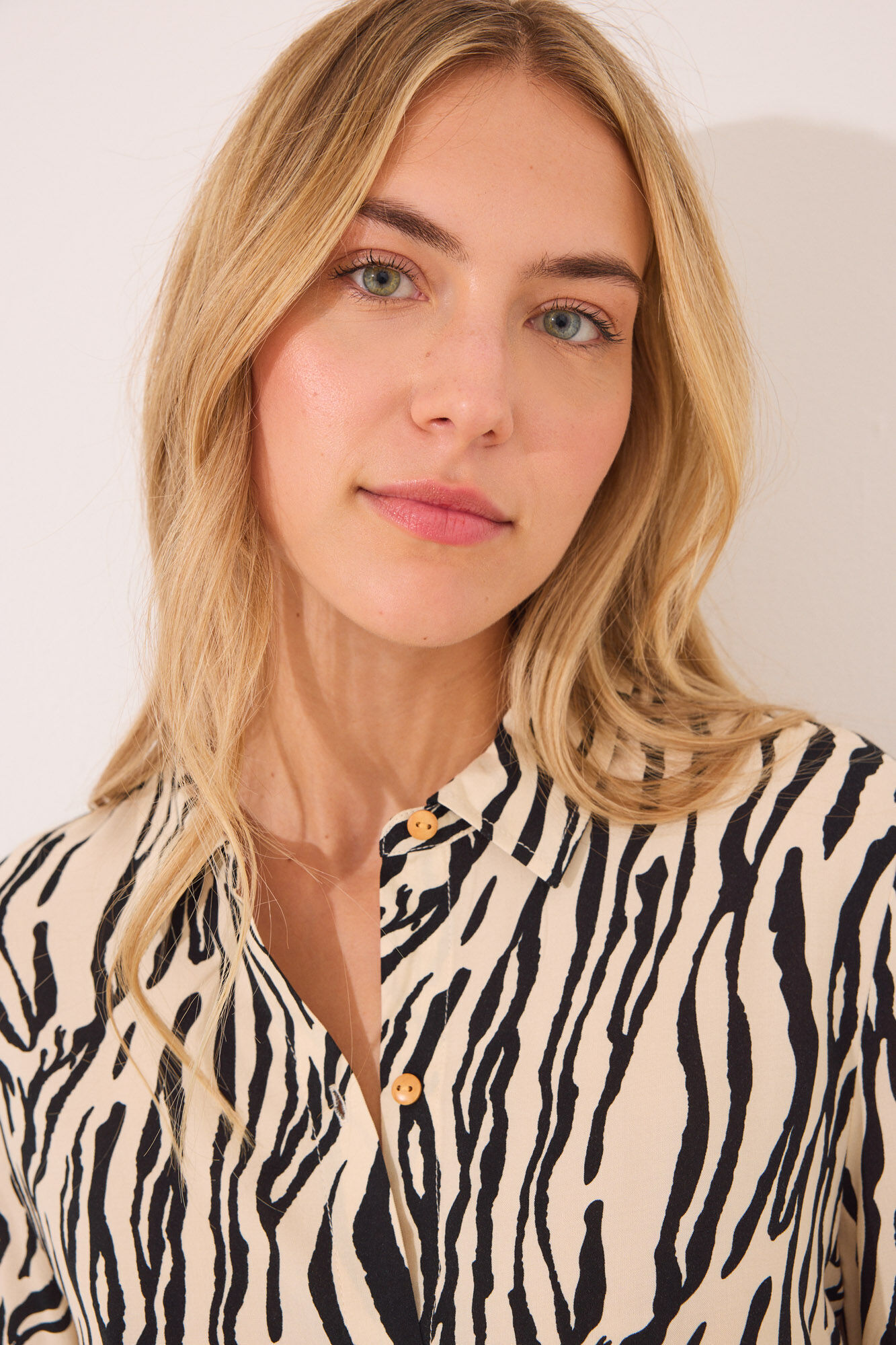 Women'secret Conjunto de camisa y pantal&oacute;n con estampado animal